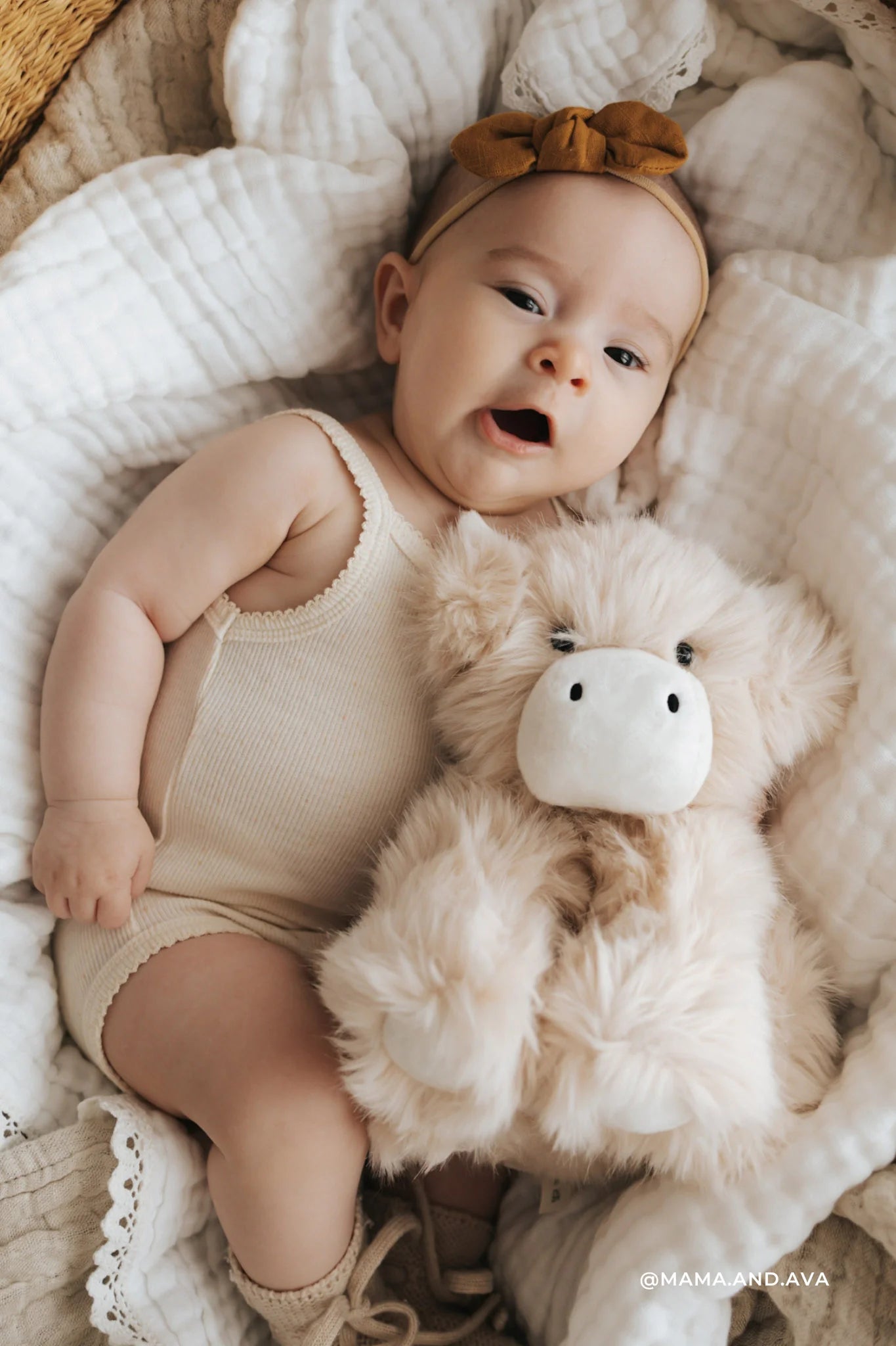 Jamie Kay Snuggle Bunnies - Hilda the Highland Cow