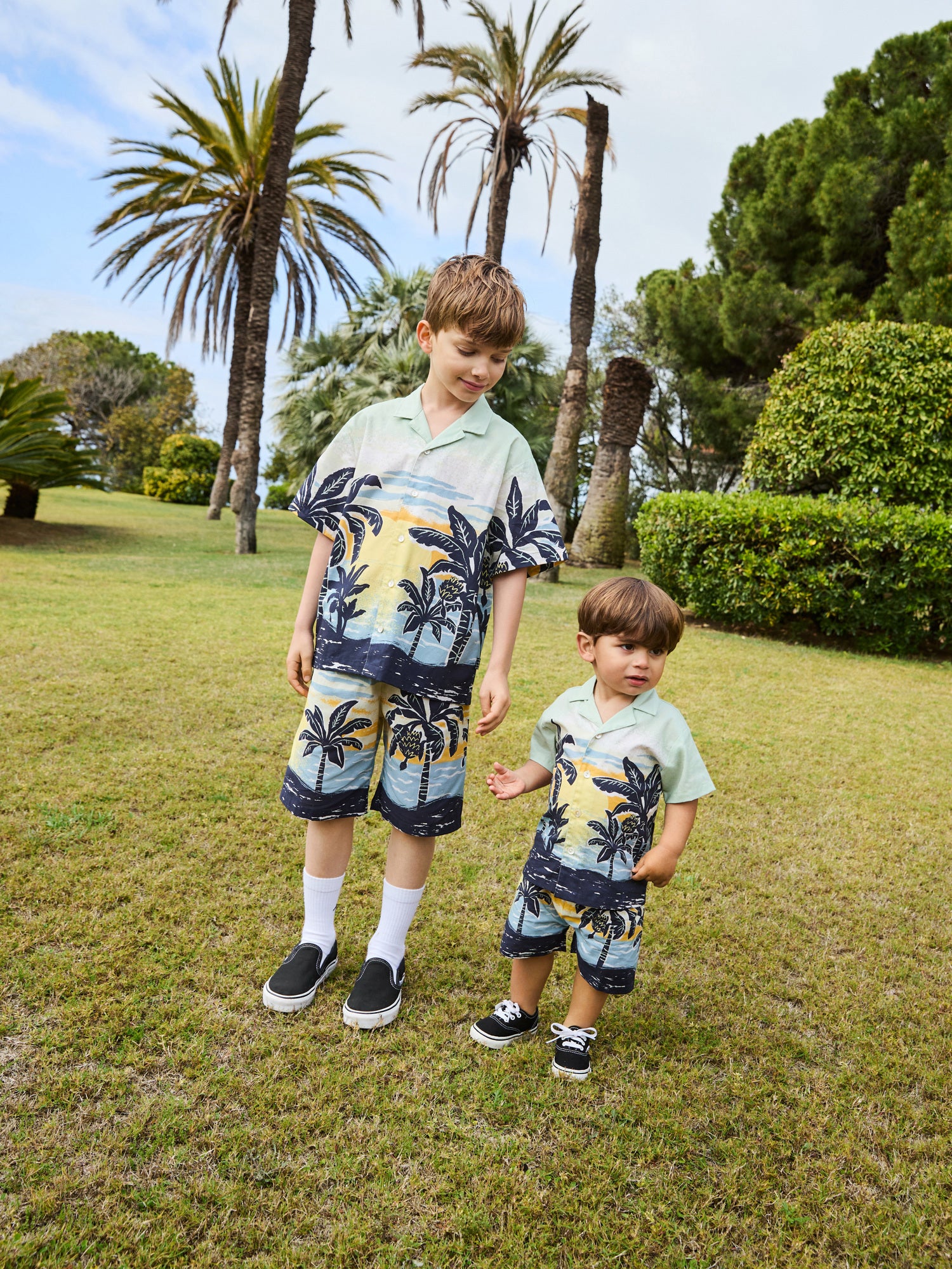 Molo Solar Short - Palm Babynanas