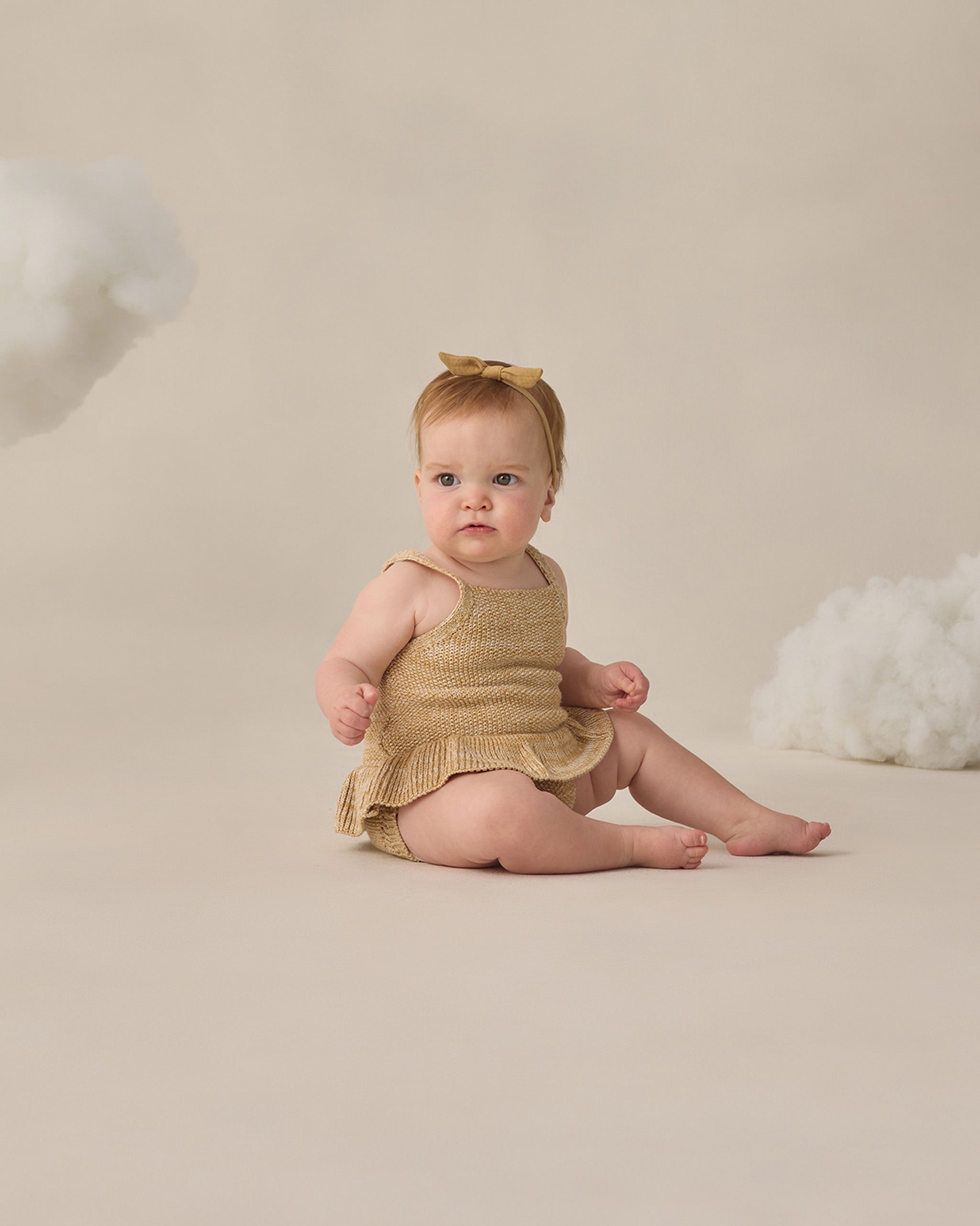 Quincy Mae Knit Ruffle Romper - Heathered Honey
