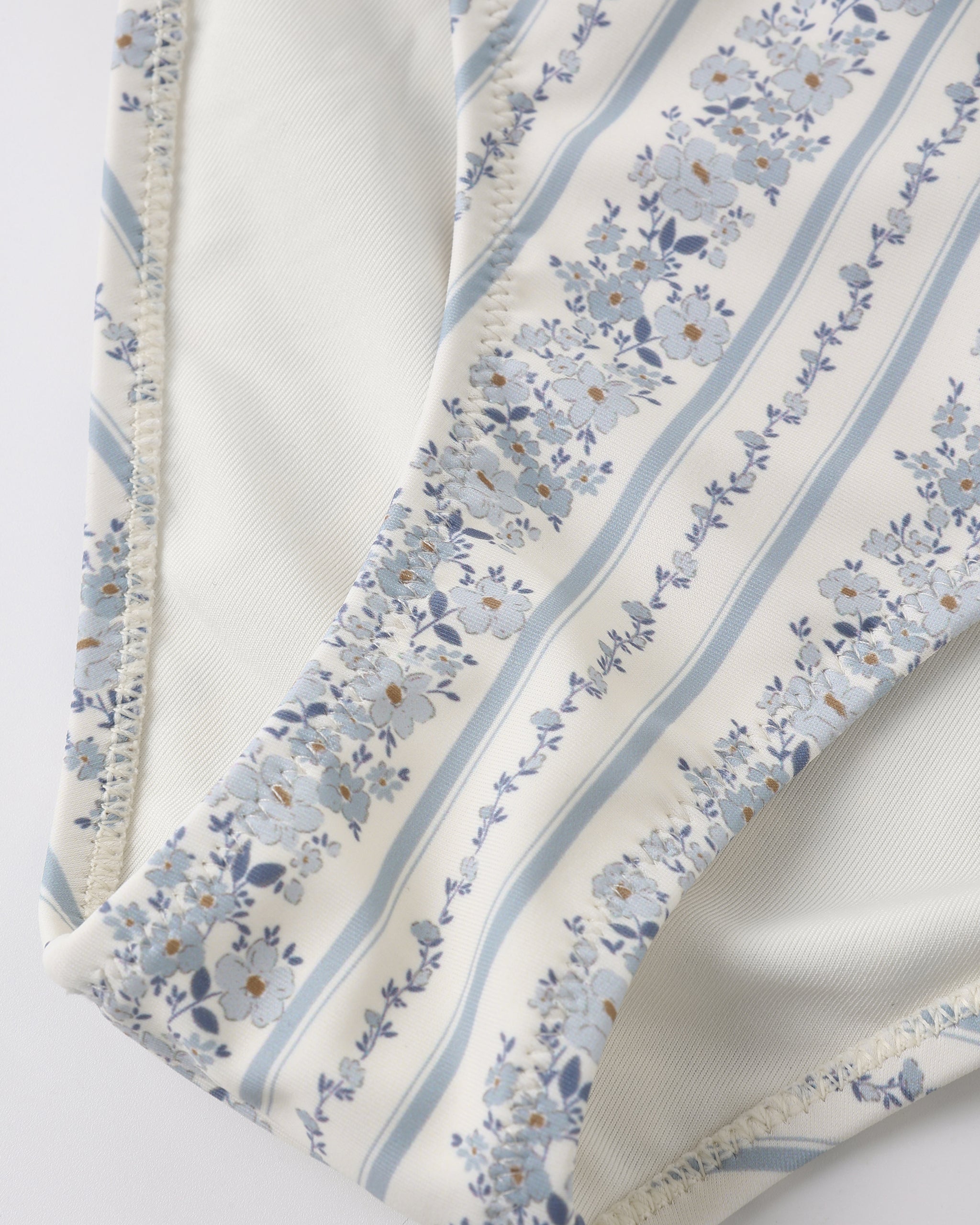 Rylee + Cru Teen Alba Bikini Set - Blue floral