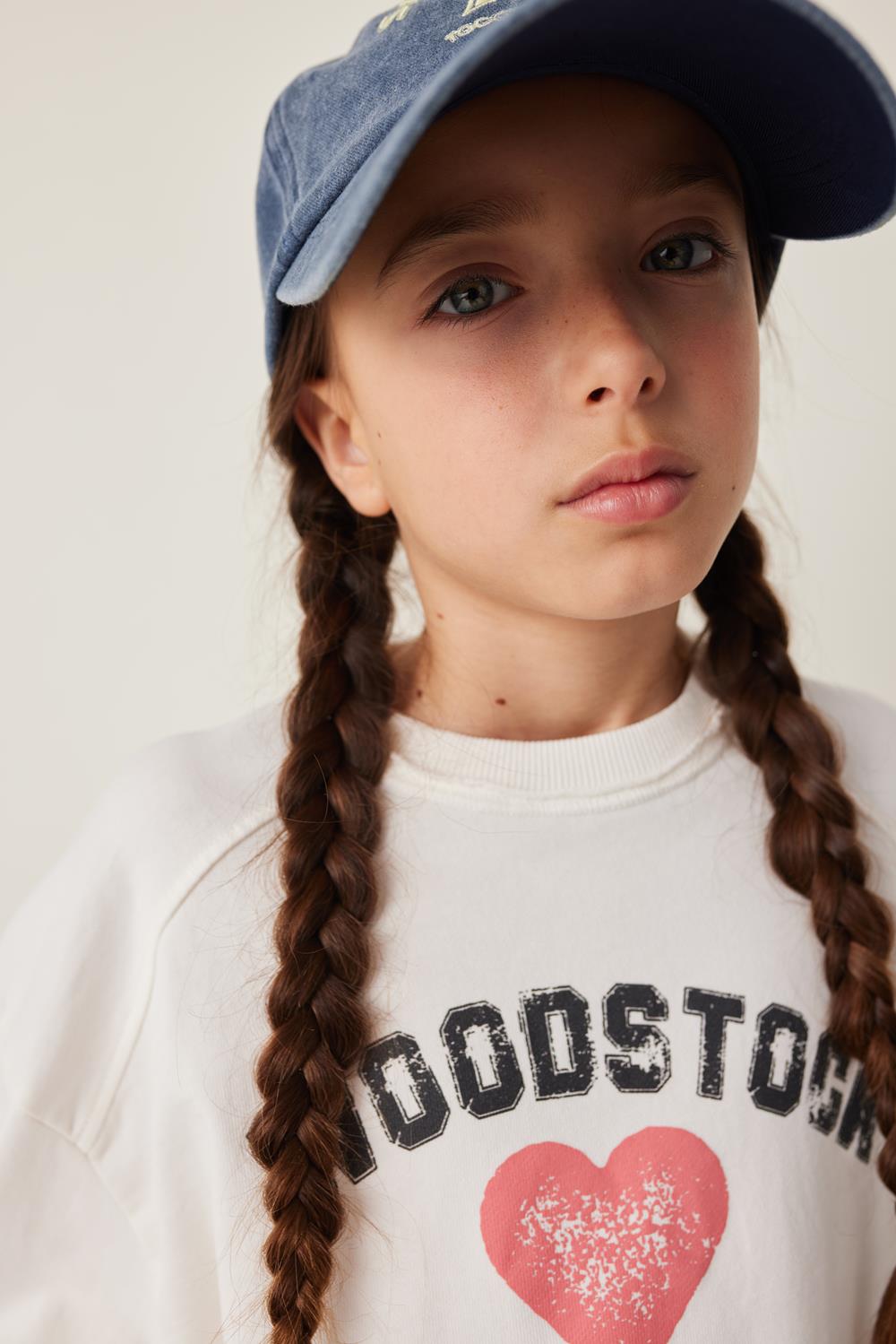 Tocoto Vintage Woodstook Love Festival Sweatshirt - Off White