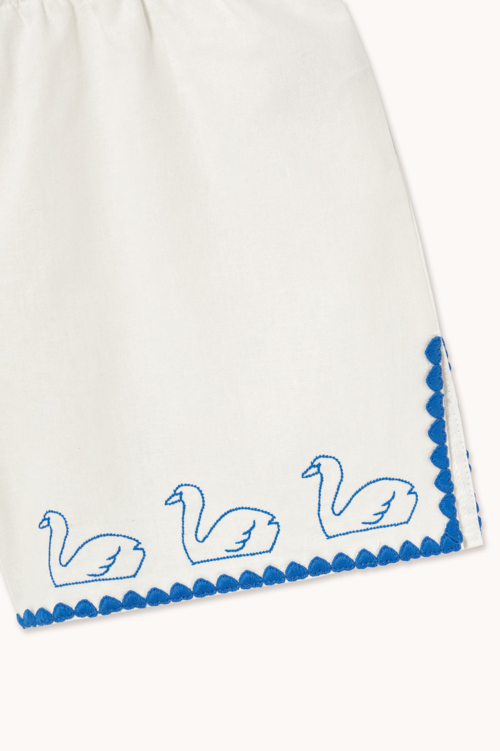 Tiny Cottons Swans Linen Shorts - Off-White