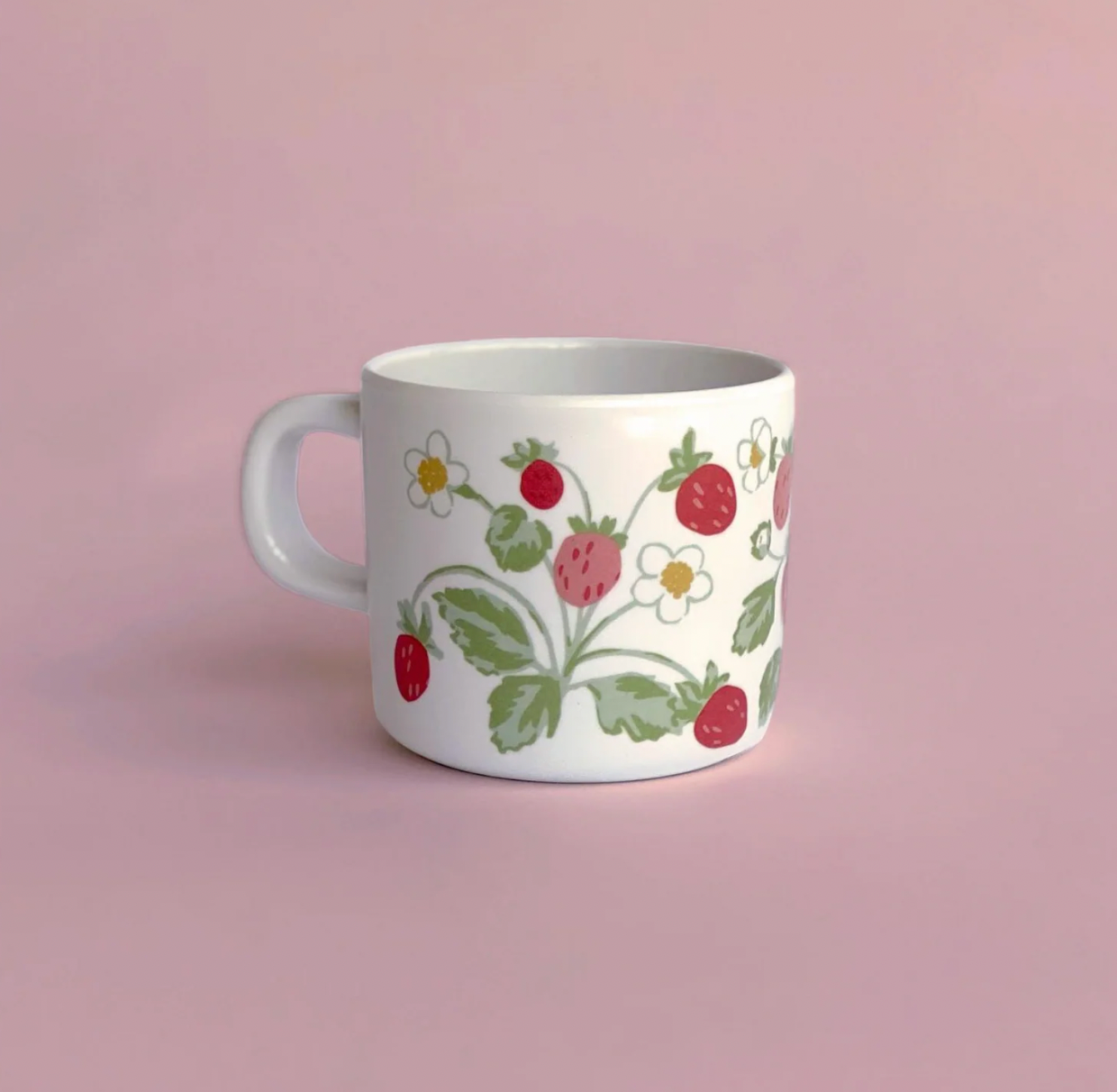 Helmsie Strawberry Sippy Cup