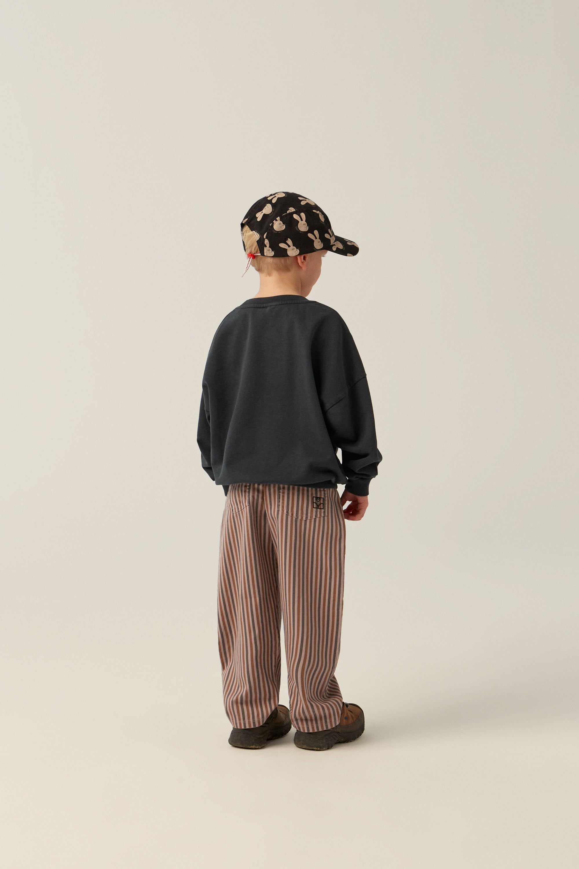 The Campamento Grey Washed Sweatshirt - Grey