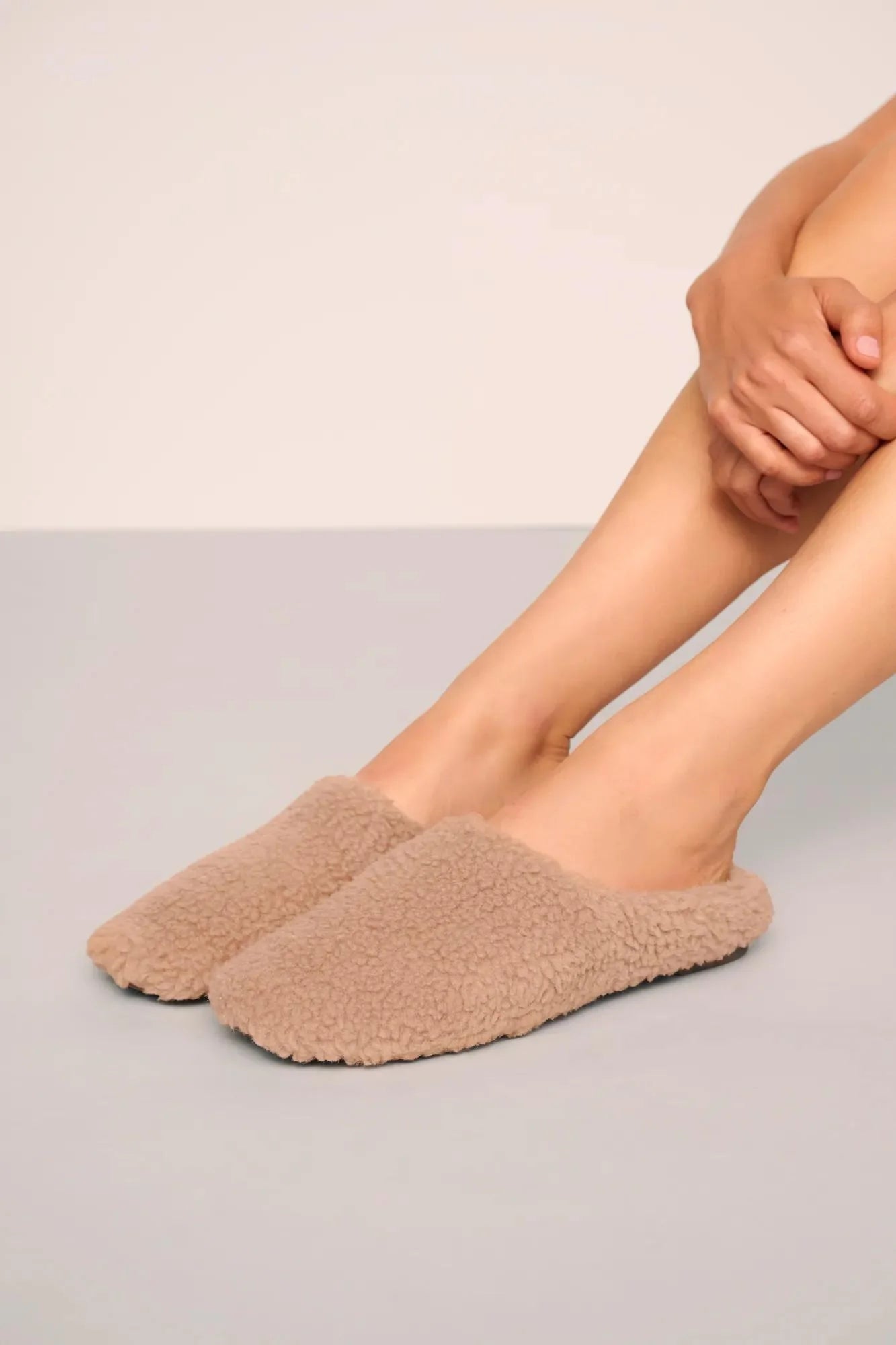 Eberjey Sherpa Slipper - Warm Taupe