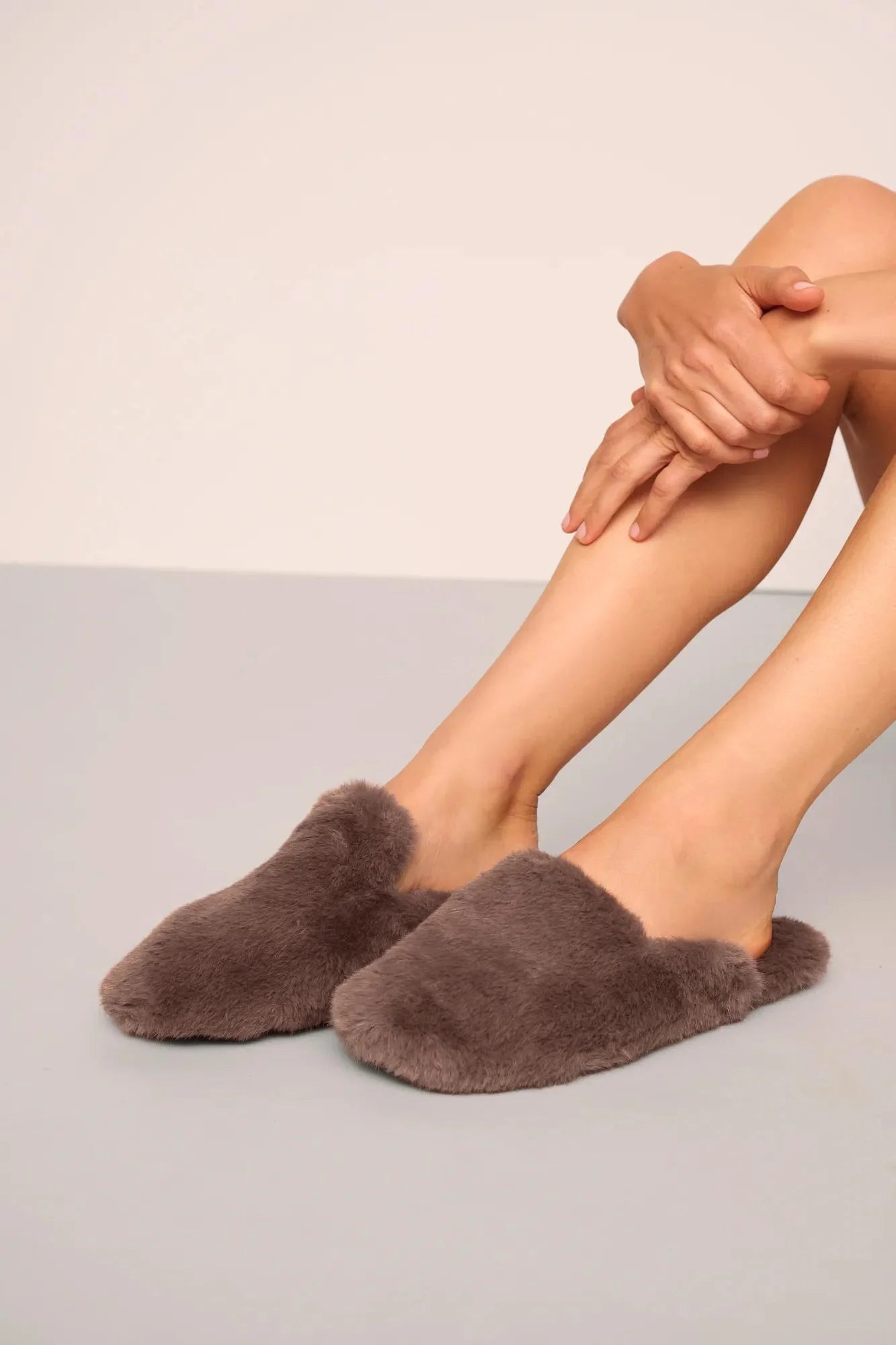 Eberjey Plush Slipper - Deep Taupe