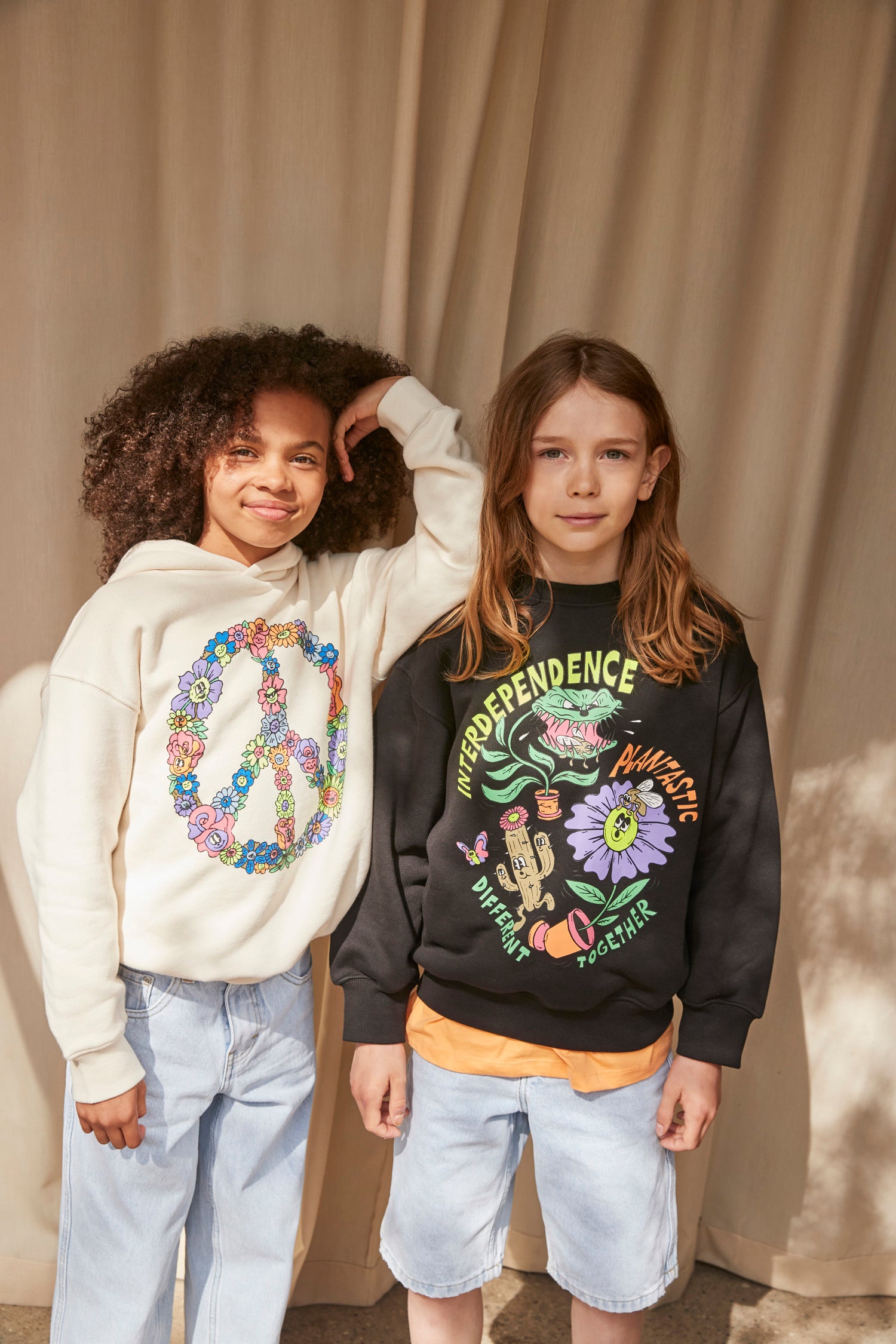 Molo Matt Hoodie - Peace and Flora