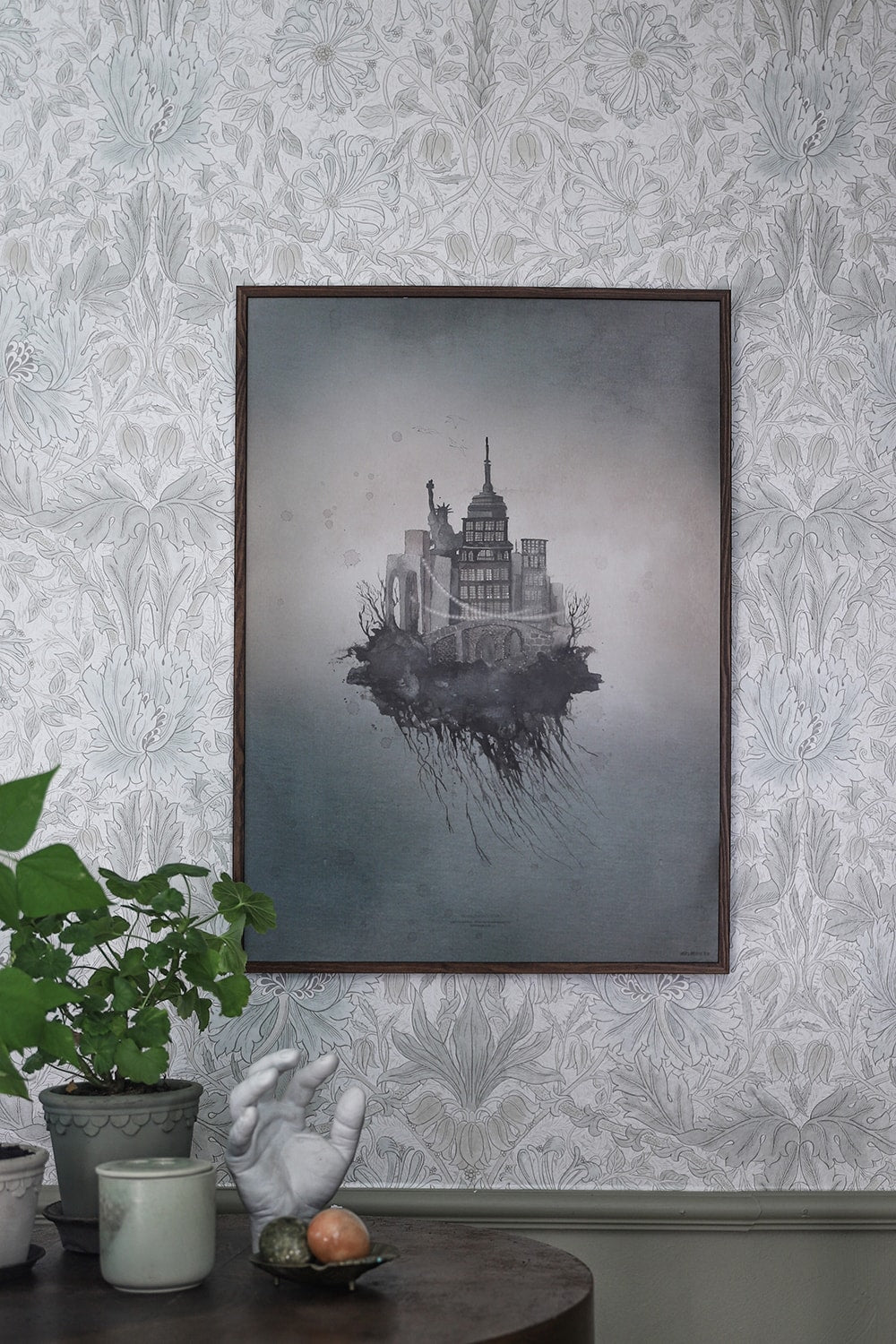 Mrs. Mighetto New Floating York Print - 50x70 cm