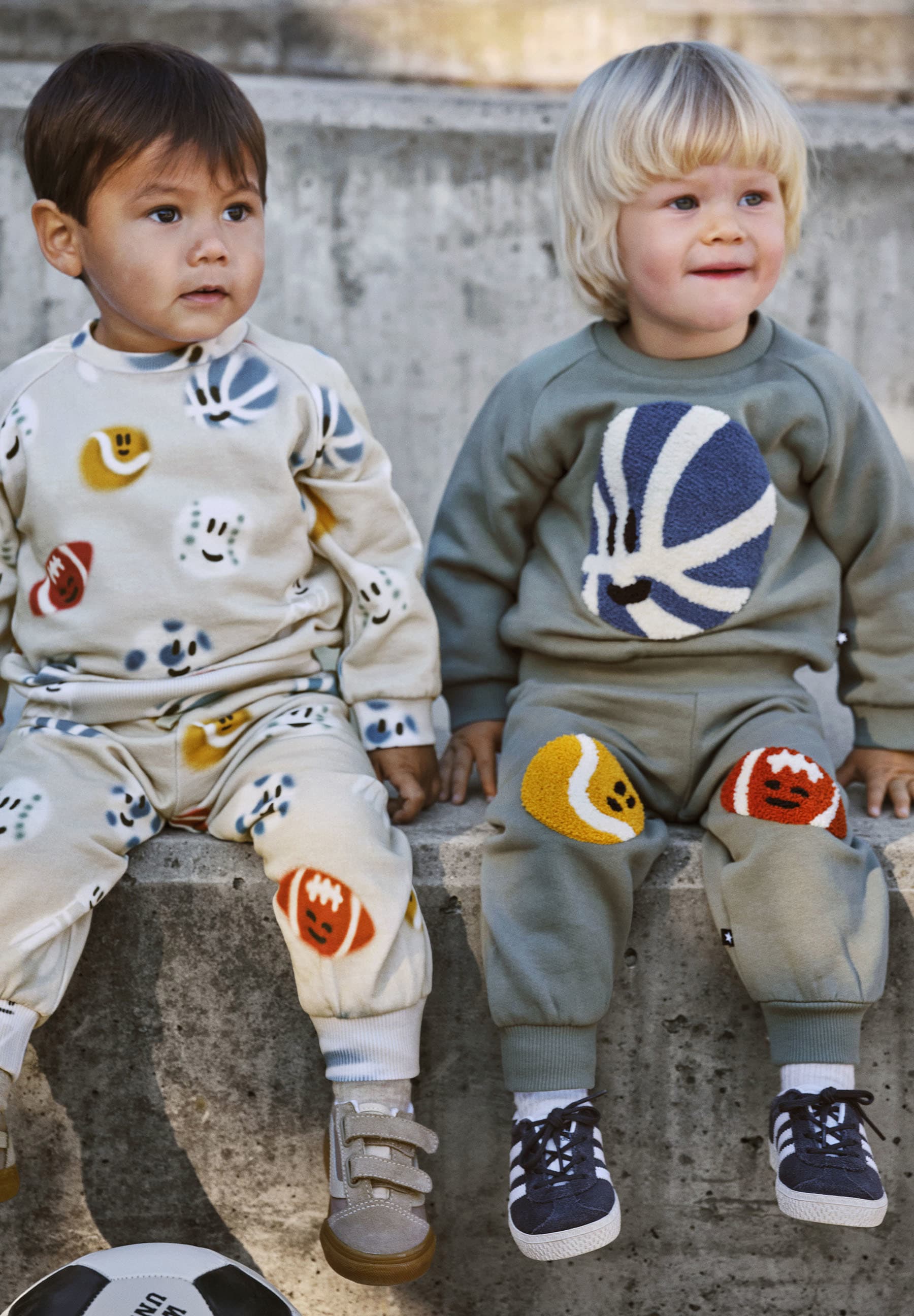 Molo Disc Sweatshirt - Cute Balls