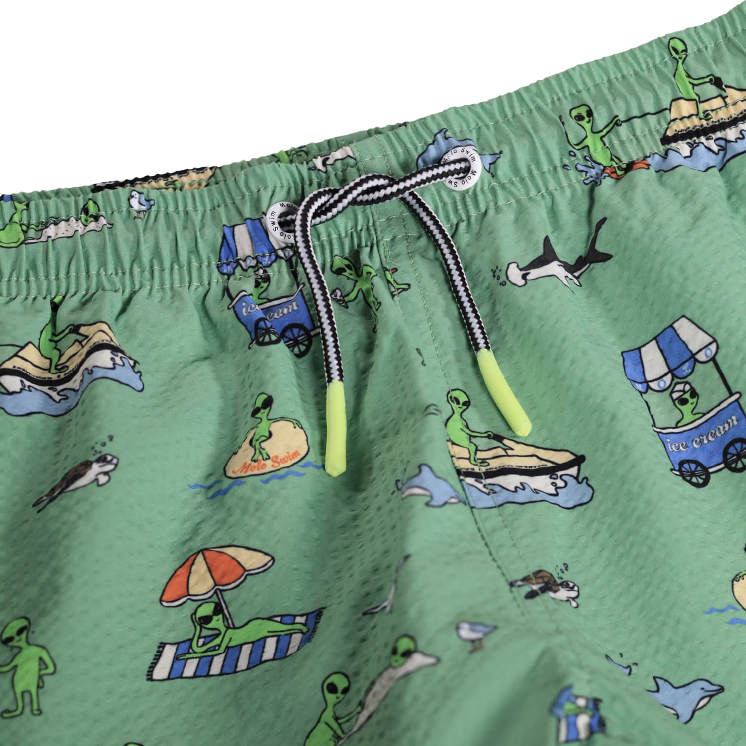 Molo Niko Shorts - Alien Vacation