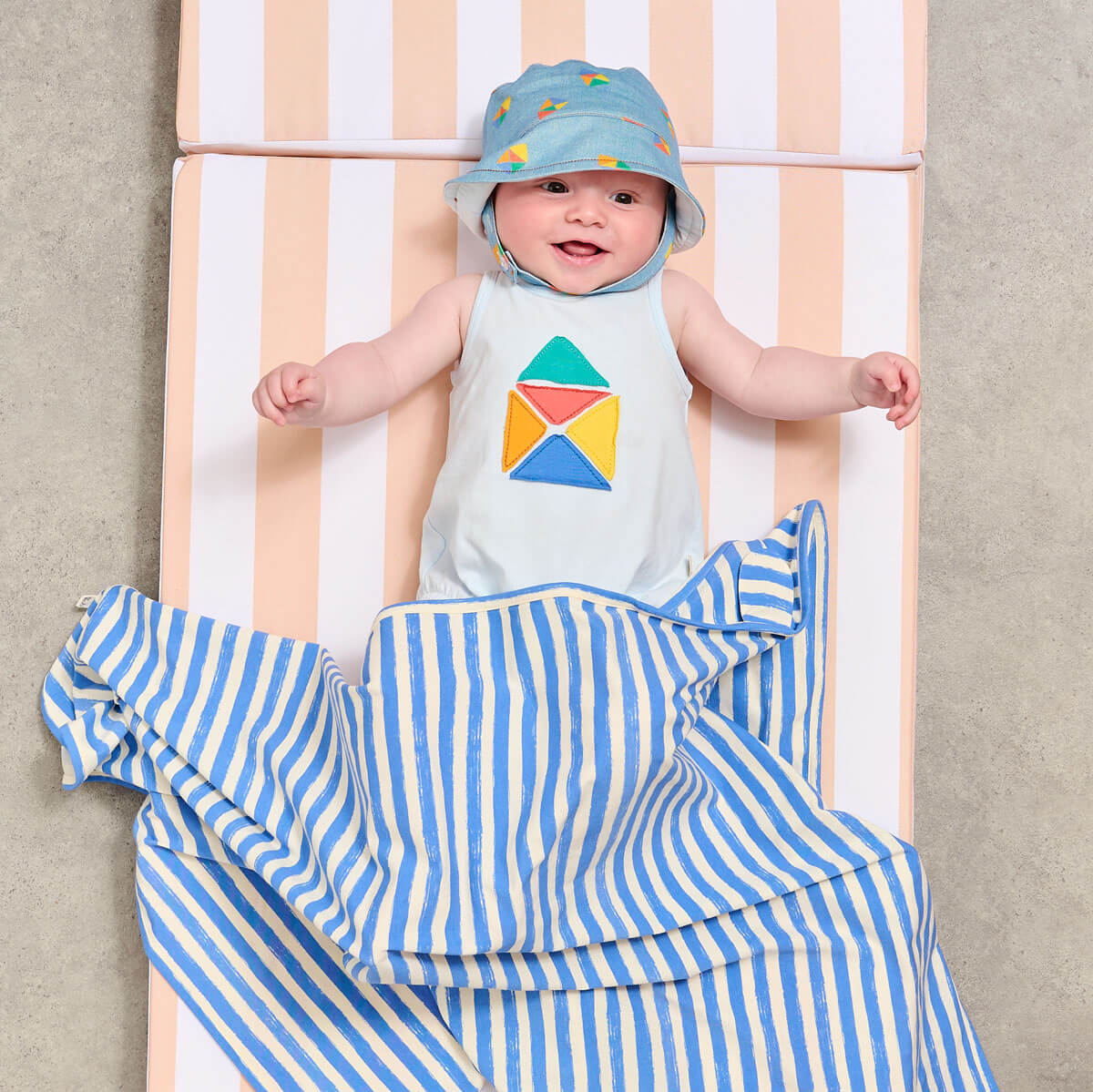 Bonnie Mob Clownfish Baby Shawl - Blue Stripe