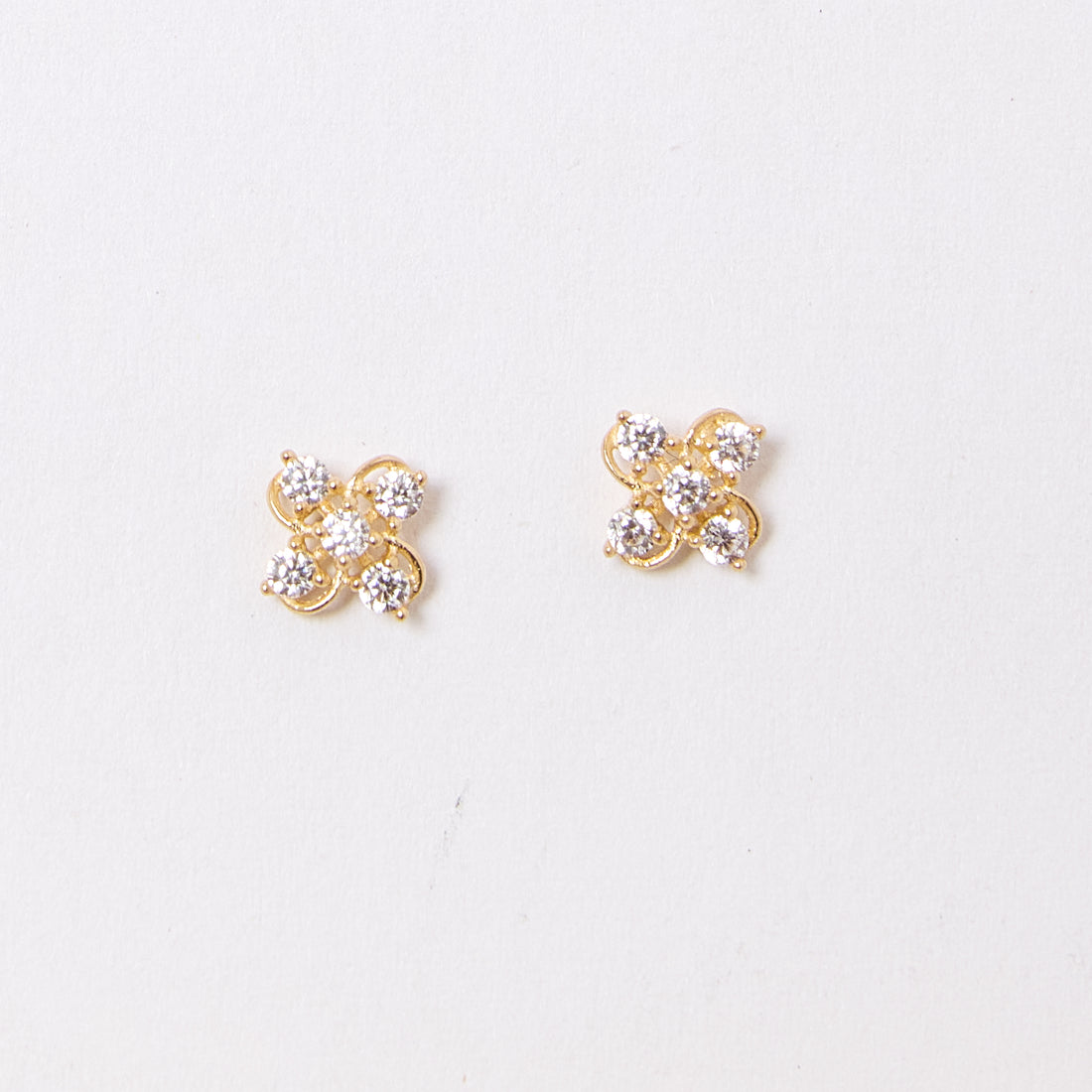 Dalbit NYC Flower Studs - 14k solid gold