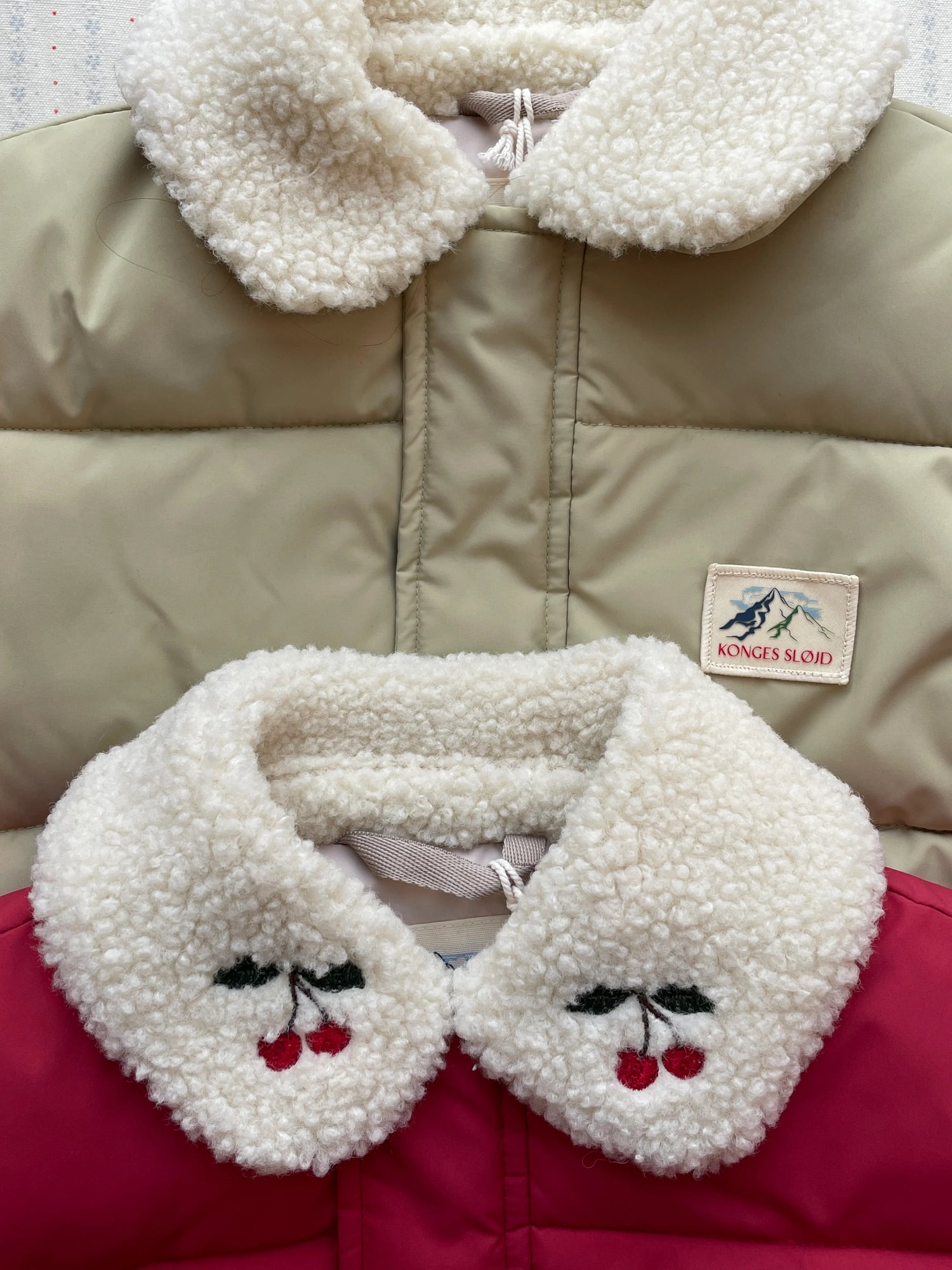 Konges Sløjd Alpi Collar Jacket Grs - Cardinal