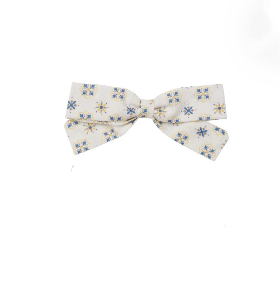 Lali Small Bow - Tile Print
