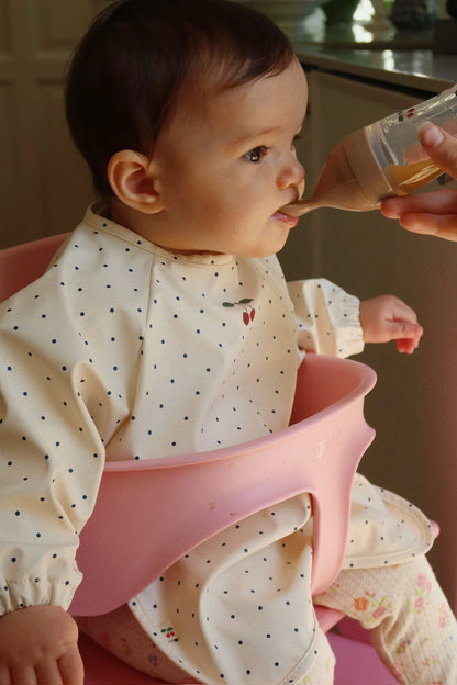 Konges Sløjd 2 Pack Dinner Bib With Sleeves - Navy Dot / Rain Washed