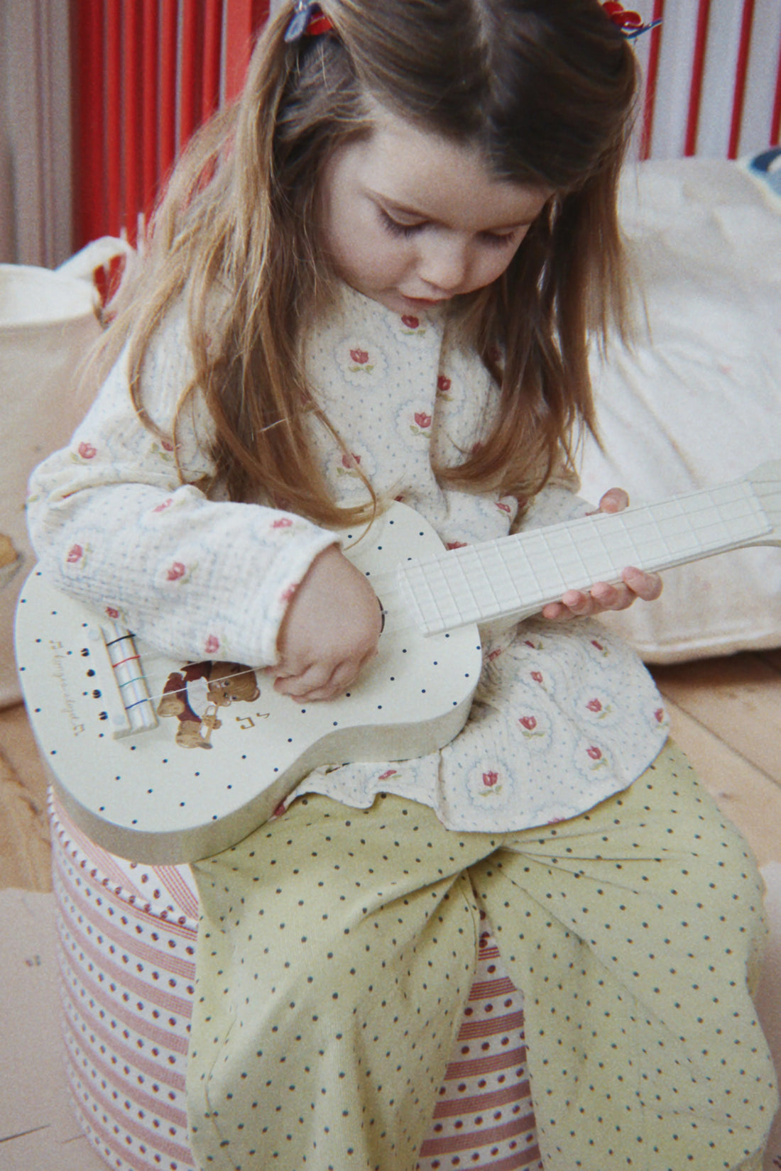 Konges Sløjd Ukulele Glossy - Teddy Bear