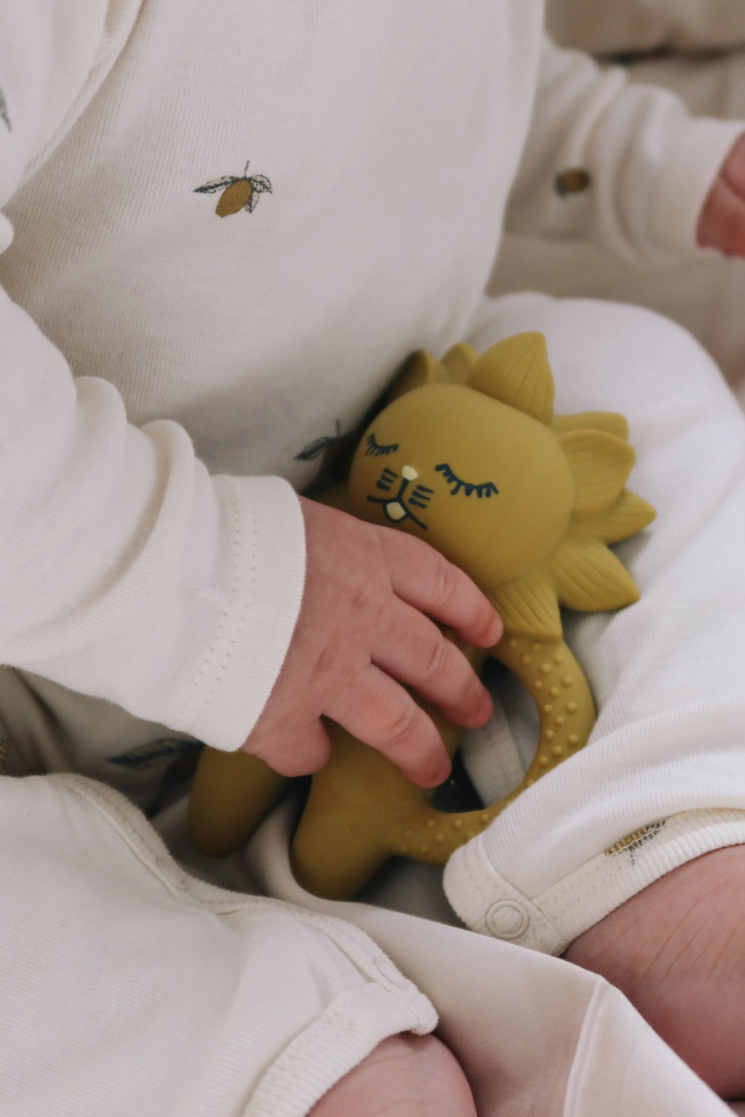 Konges Sløjd Teether Lion - Mustard