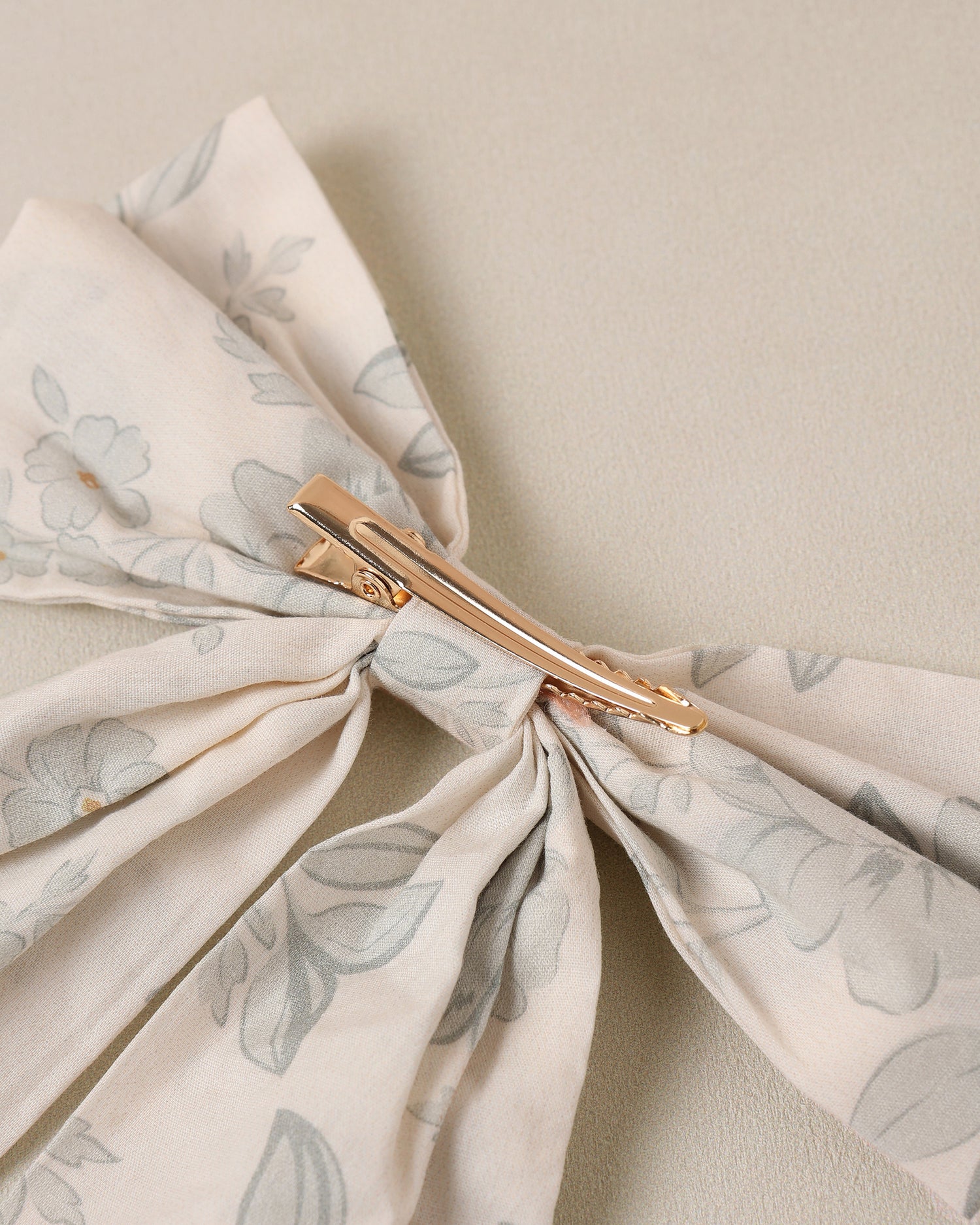 Noralee Everly Bow - Mist English Rose