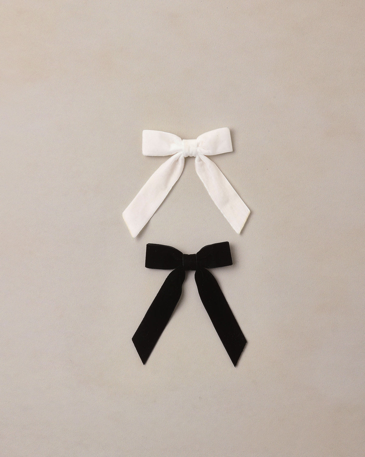 Noralee Velvet Bows Set - Black, Ivory