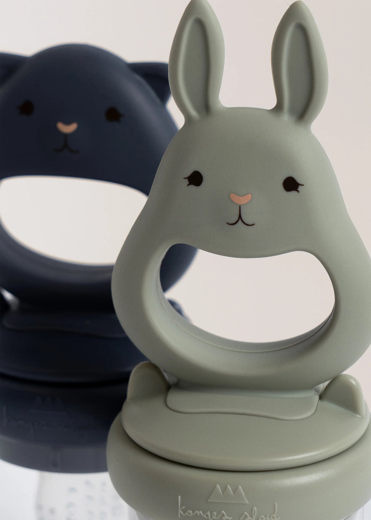 Konges Sløjd Silicone Fruit Feeding Pacifier - Onyx