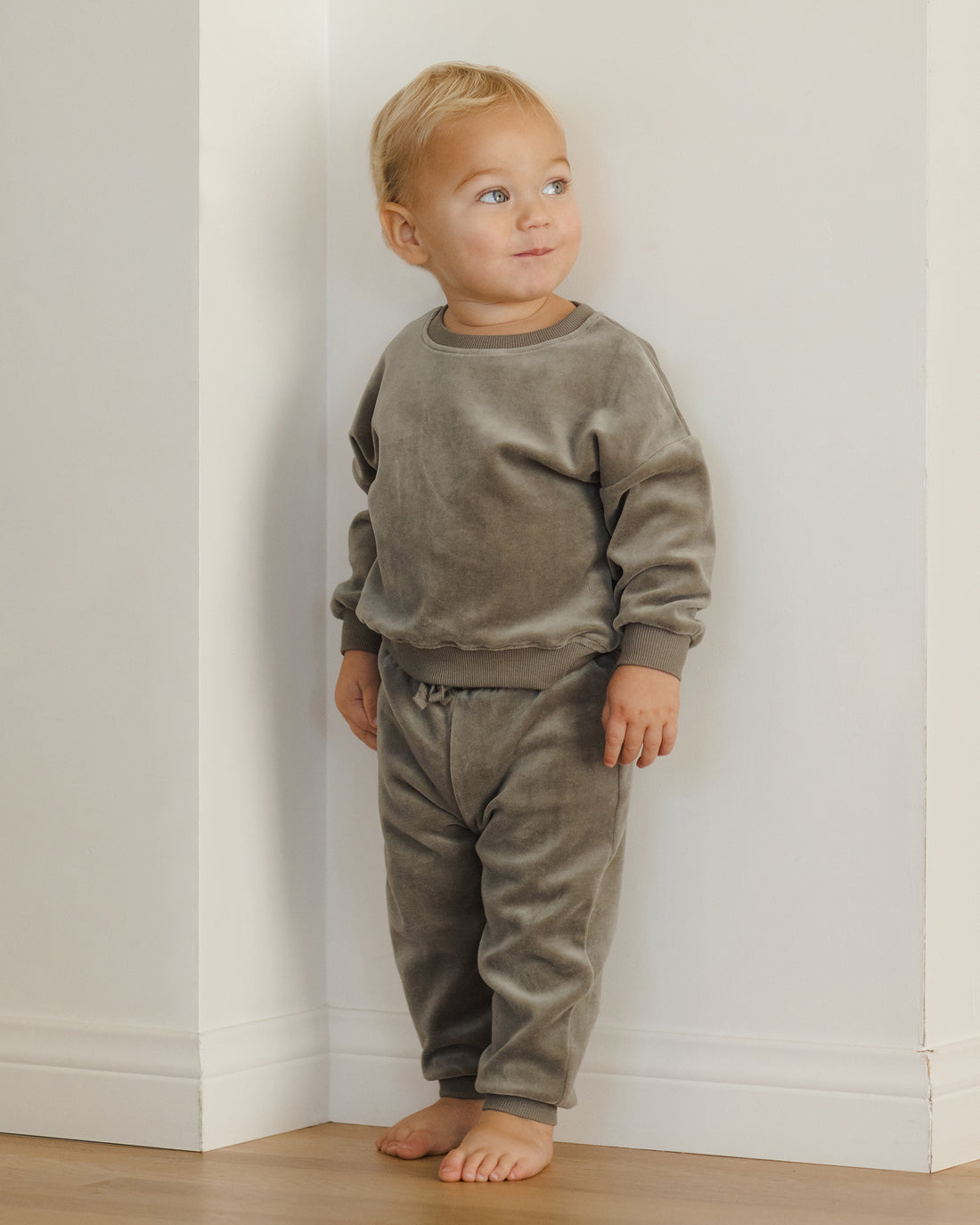 Quincy Mae Velour Relaxed Sweatshirt - Forest