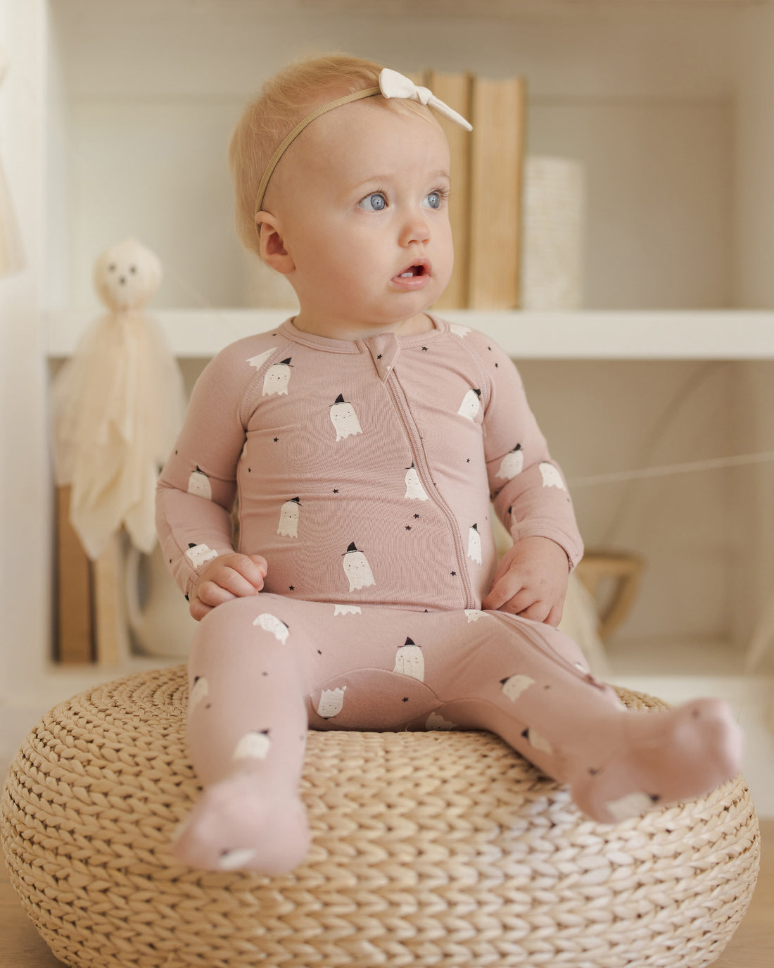 Quincy Mae Bamboo Zip Footie - Pink Ghosts
