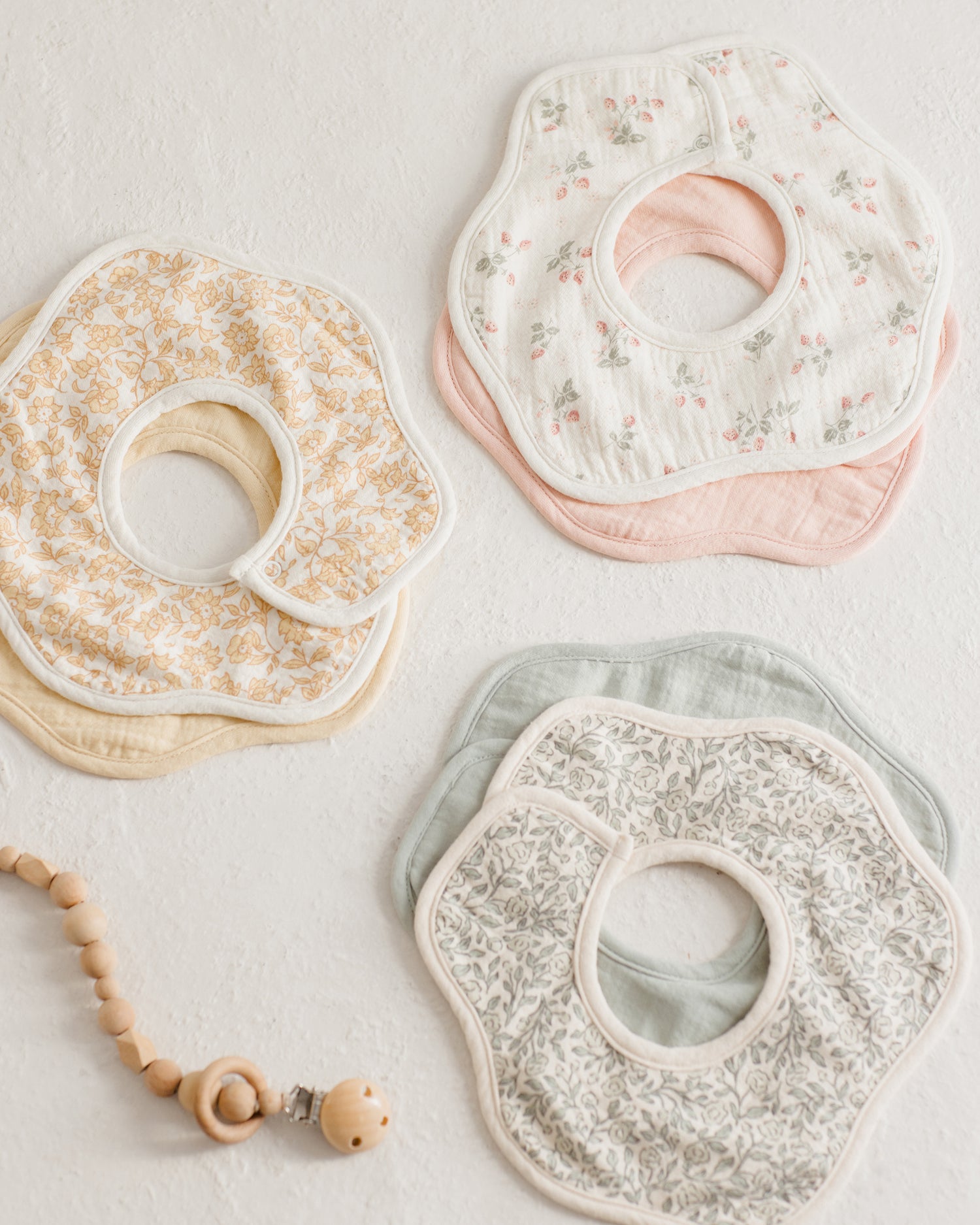 Quincy Mae Flower Bib, 2 Pack - Dahlia, Yellow
