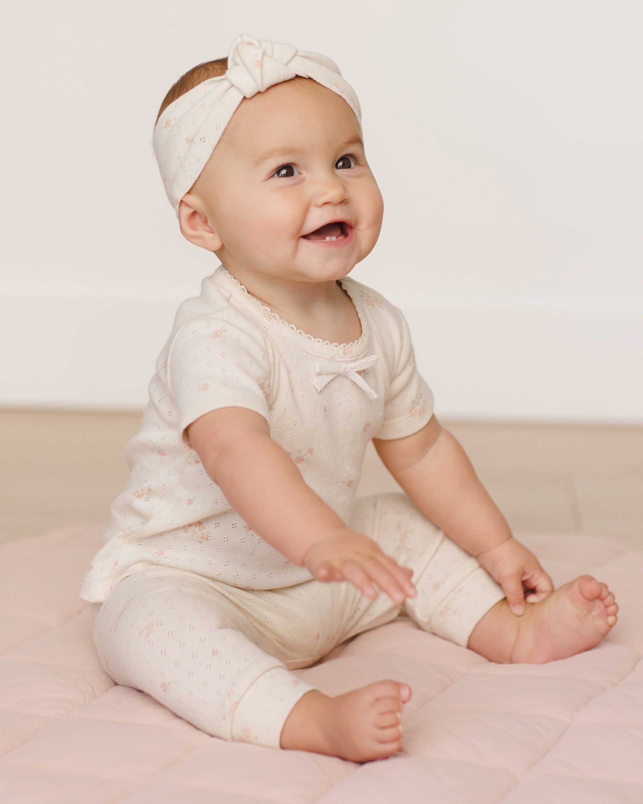 Quincy Mae Pointelle Tee + Legging - Pink Ditsy