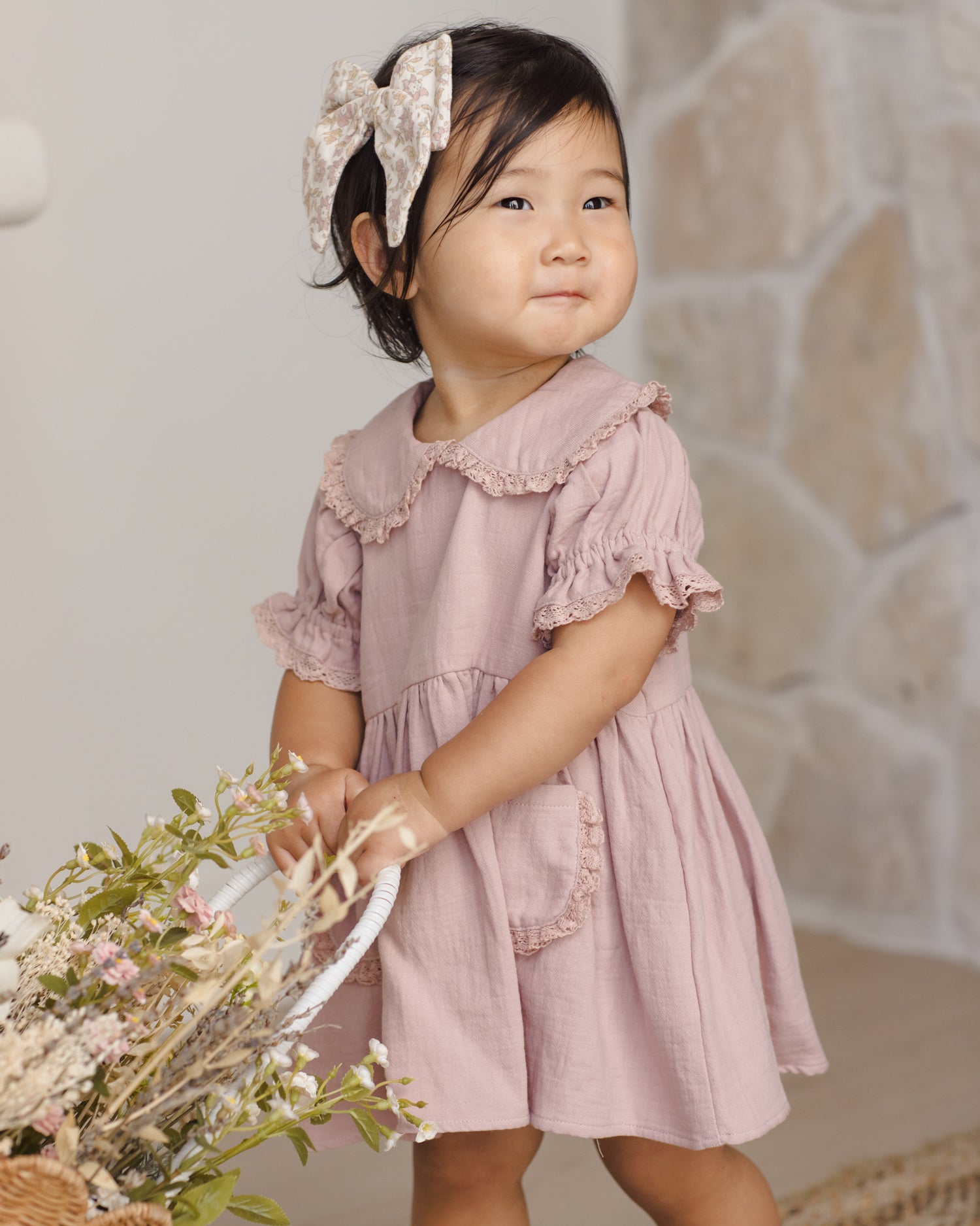 Quincy Mae Bow - Dahlia