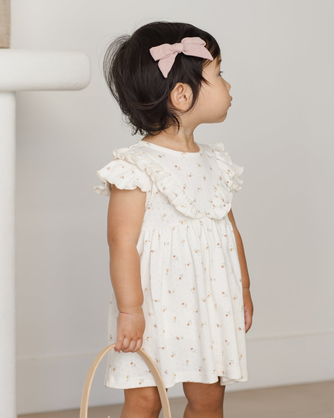 Quincy Mae Sleeveless Ruffle V Dress - Petit Fleur