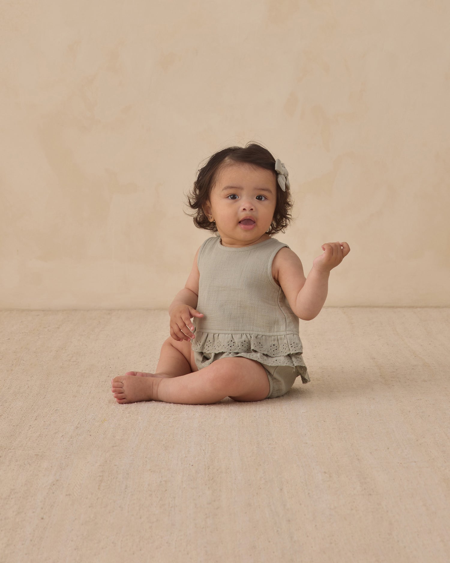 Quincy Mae Ruffled Tulip Top+Bloomer Set - Sage
