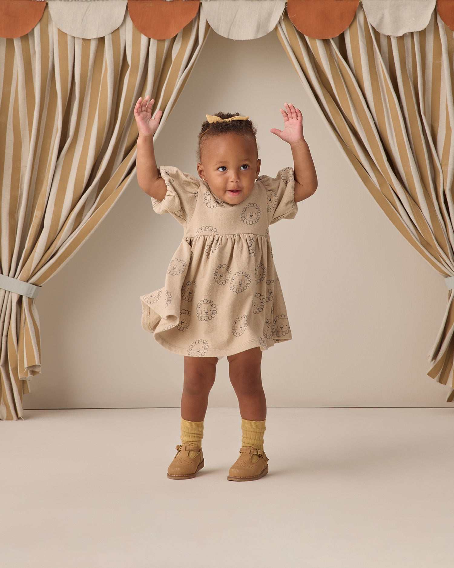 Quincy Mae Little Knot Headband - Honey