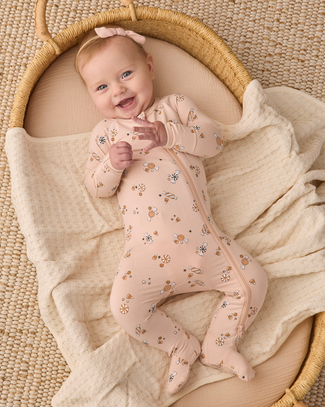 Quincy Mae Bamboo Zip Footie - Candy