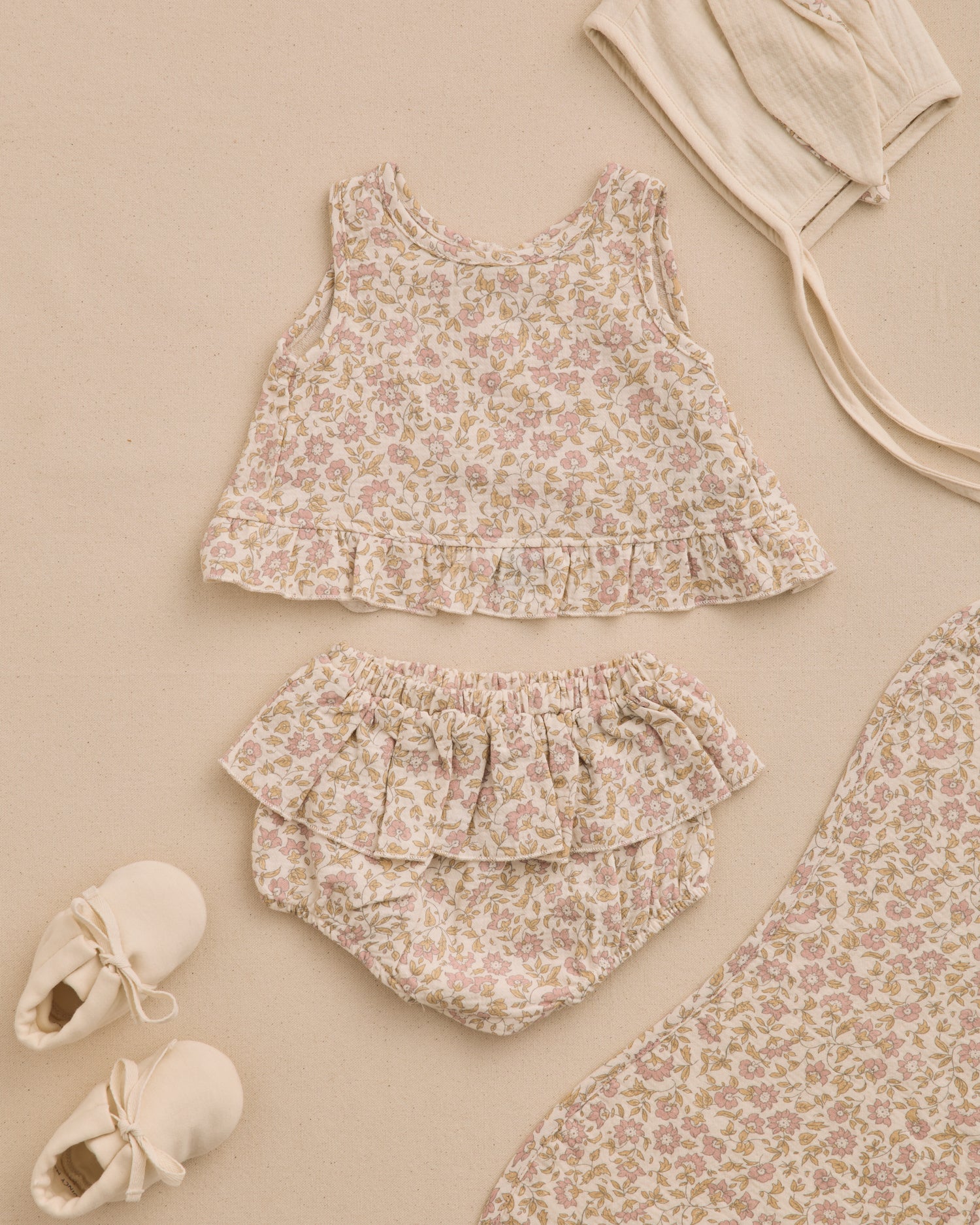 Quincy Mae Ruffled Tulip Top+Bloomer Set - Dahlia