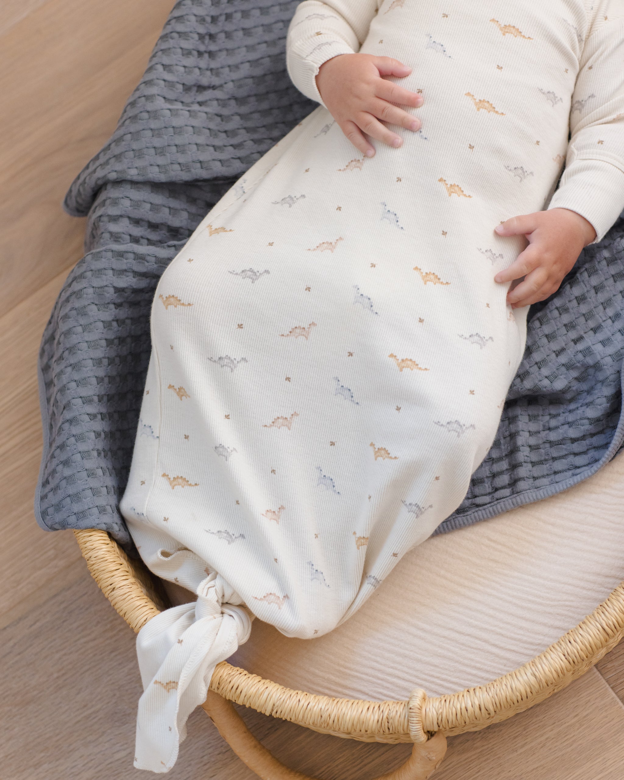 Quincy Mae Knotted Baby Gown + Hat Set - Dinos
