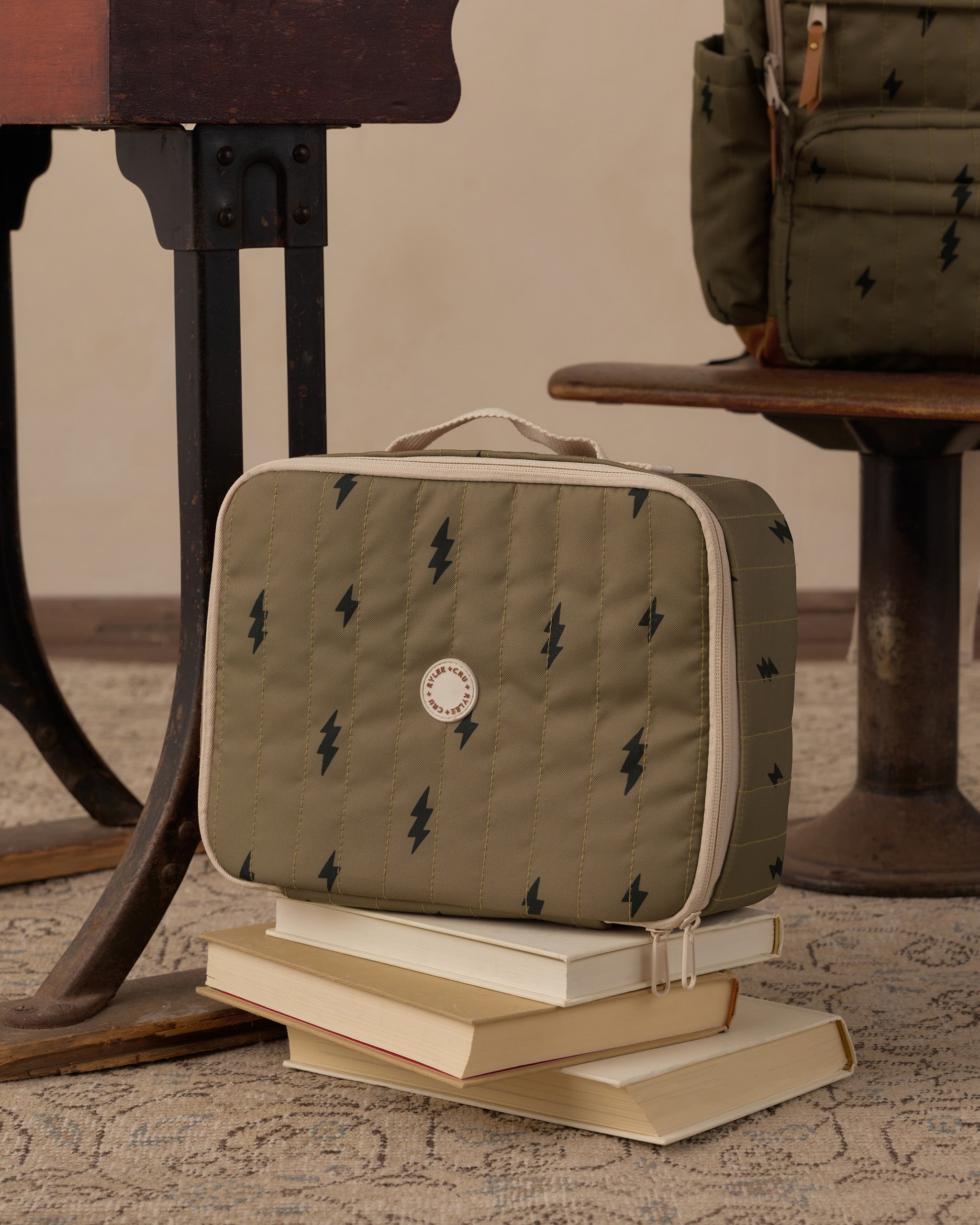 Rylee + Cru Lunch Bag - Bolts