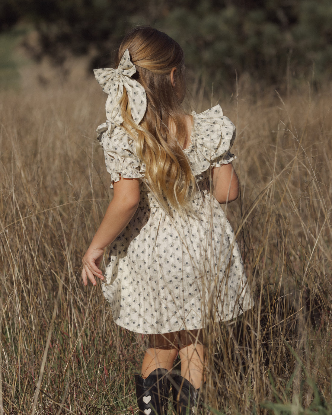 Rylee + Cru Oversized Bow - Vintage Fleur