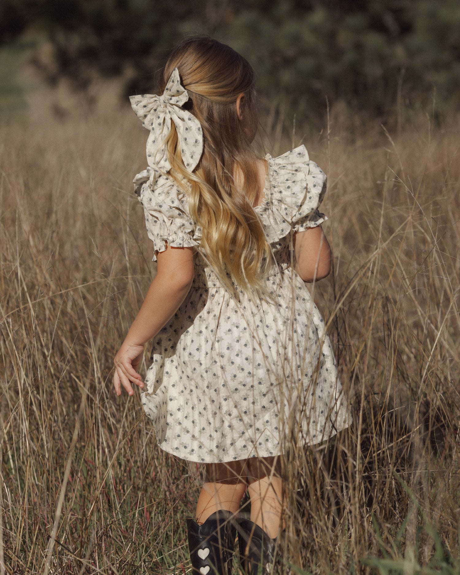 Rylee + Cru Oversized Bow - Vintage Fleur