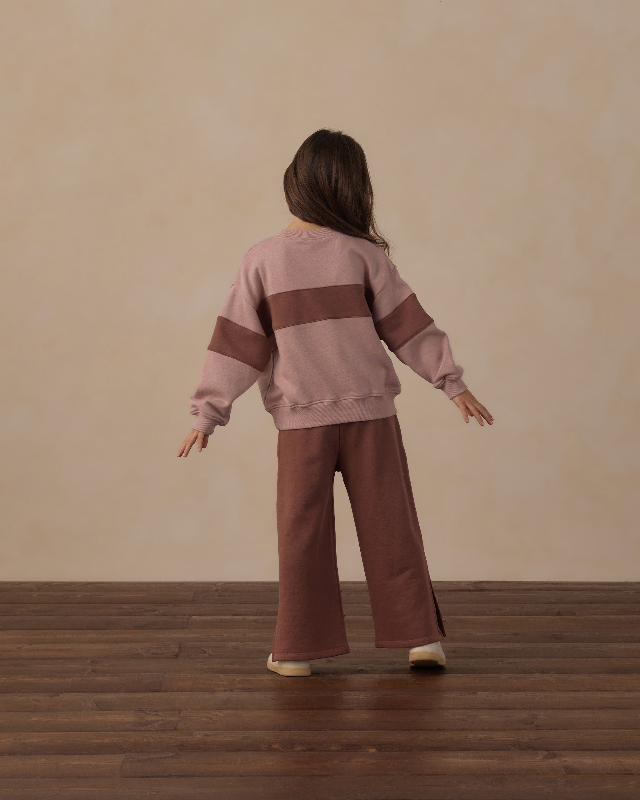 Rylee + Cru Play X Play Hailey Sweatpant - Mulberry