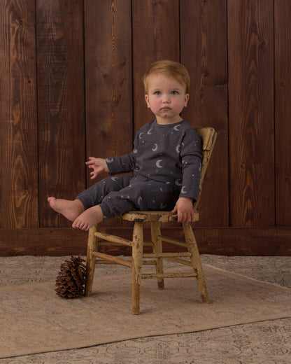 Rylee + Cru Long Sleeve Tee + Pant Set - Moons