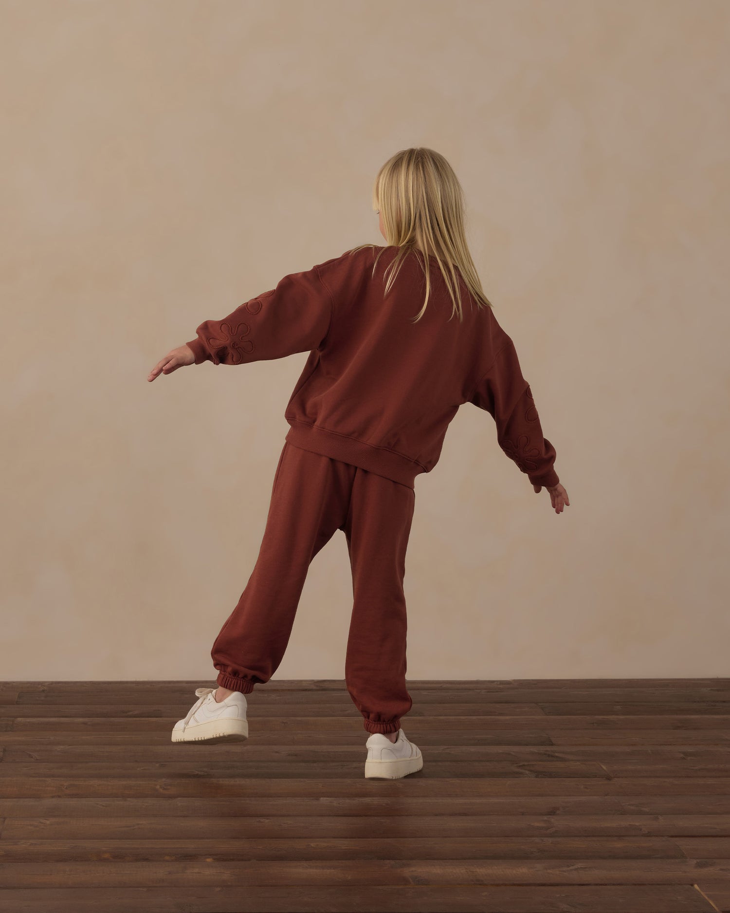 Rylee + Cru Play X Play Baggy Sweatpant - Brick