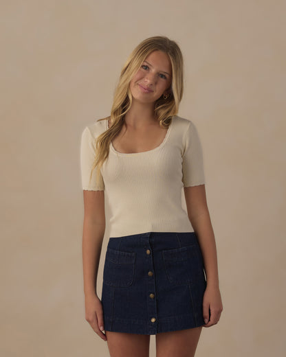 Rylee + Cru Teen Scallop Tee - Natural