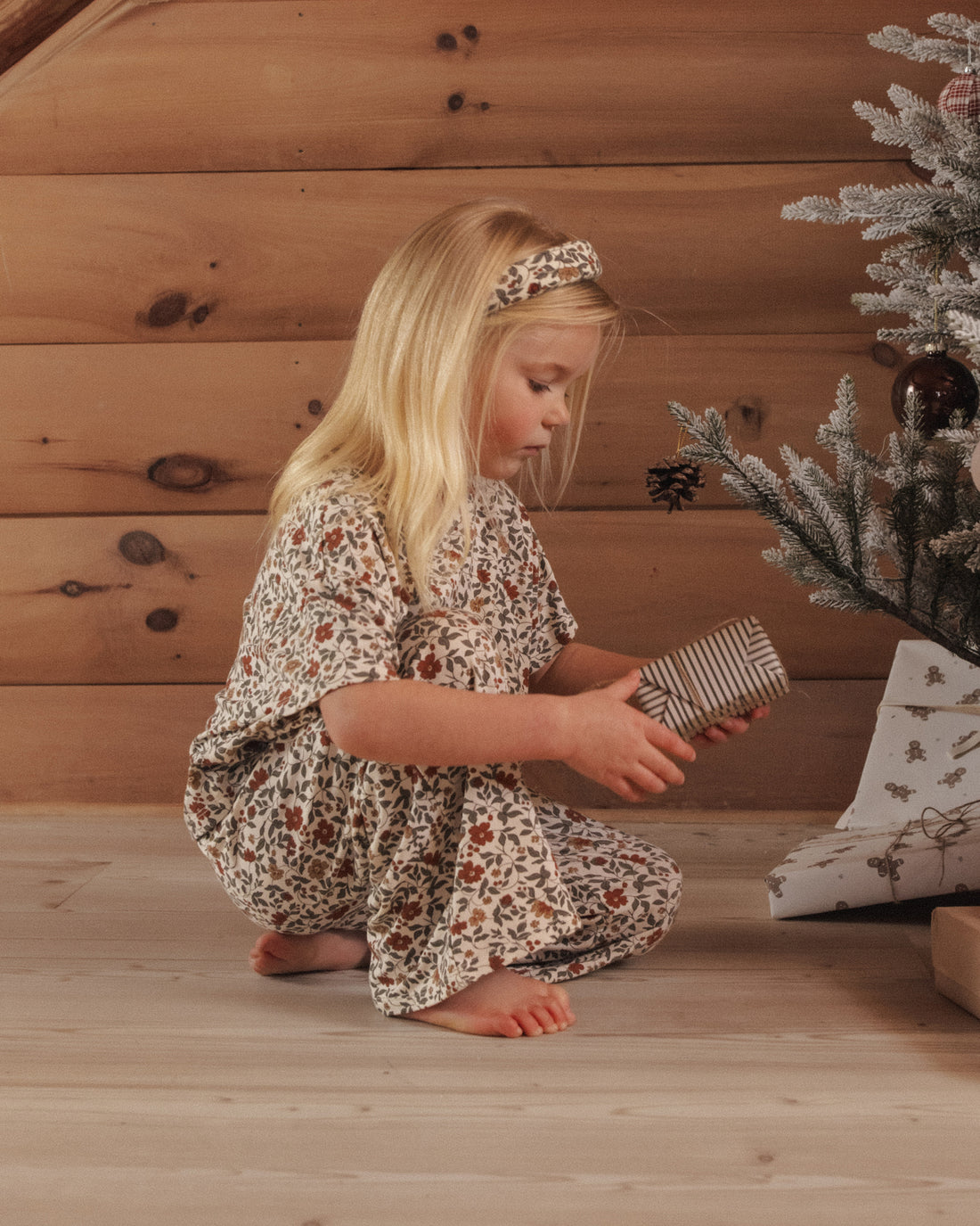 Rylee + Cru Ruthie Set - Holiday Floral