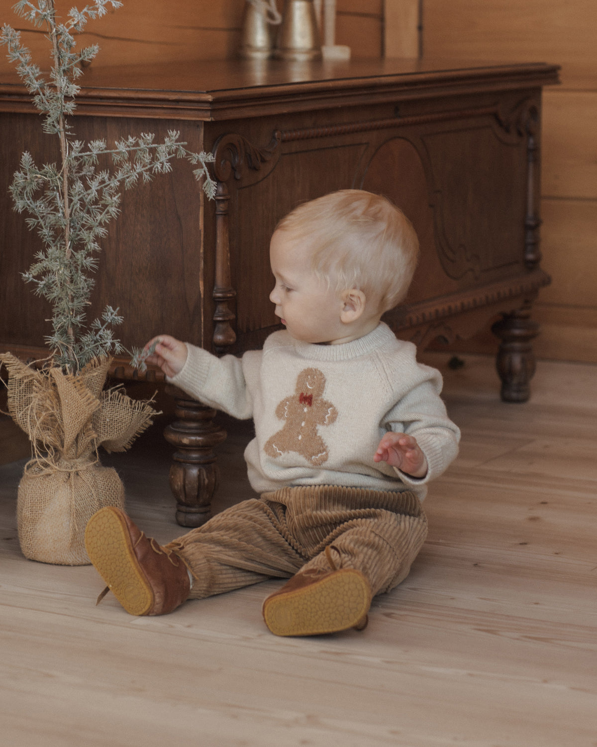 Rylee + Cru Relaxed Raglan Sweater - Gingerbread Man