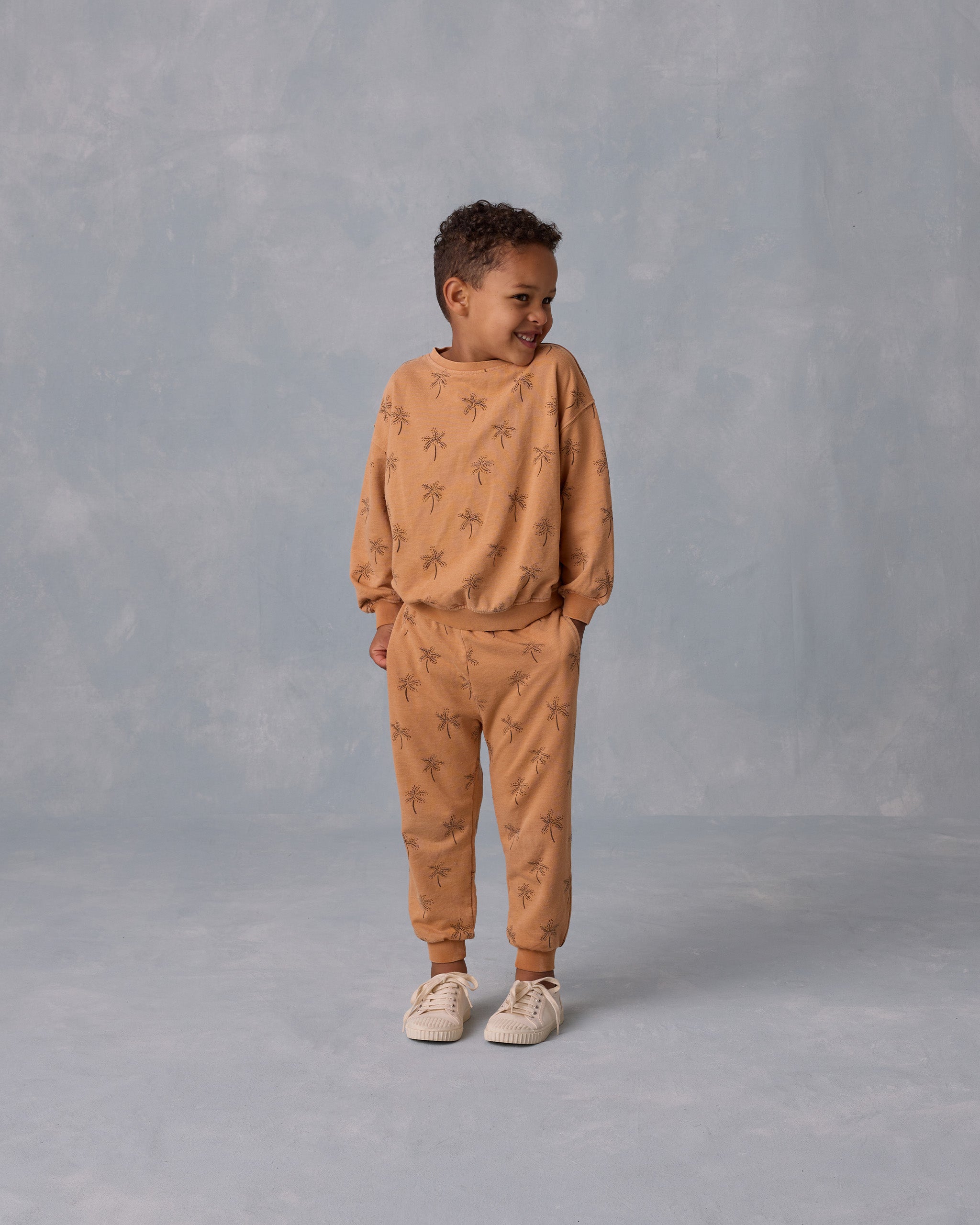 Rylee + Cru Jogger Sweatpant - Palms