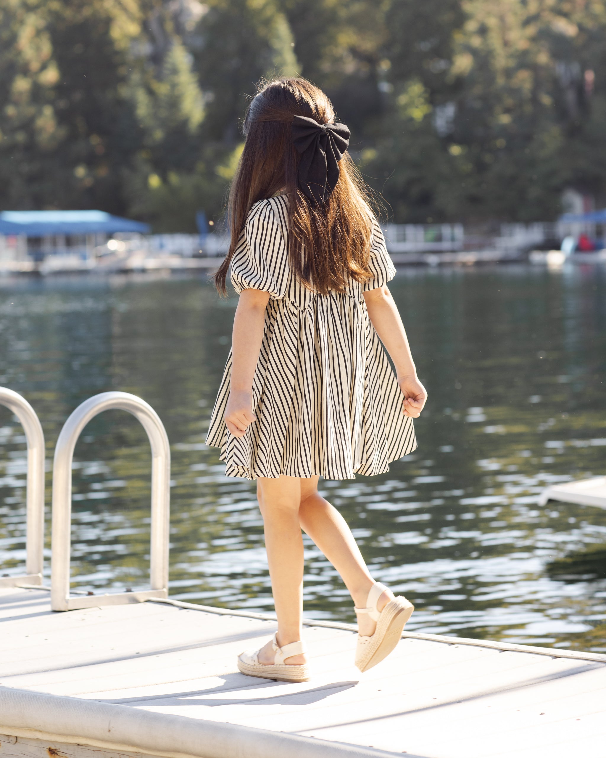 Rylee + Cru Oversized Bow - Black