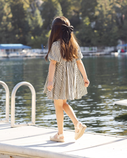 Rylee + Cru Oversized Bow - Black
