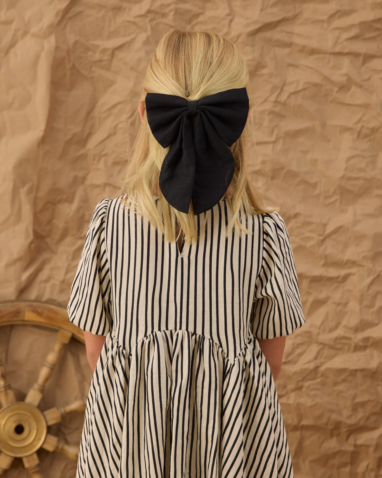 Rylee + Cru Oversized Bow - Black