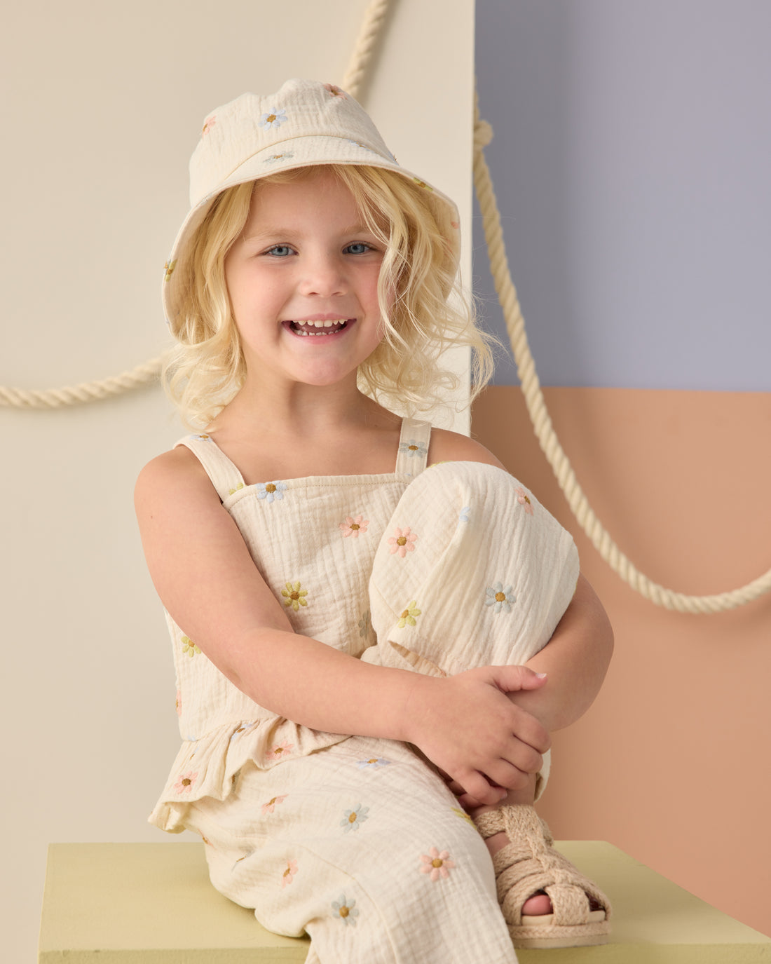 Rylee + Cru Bucket Hat - Embroidered Daisies