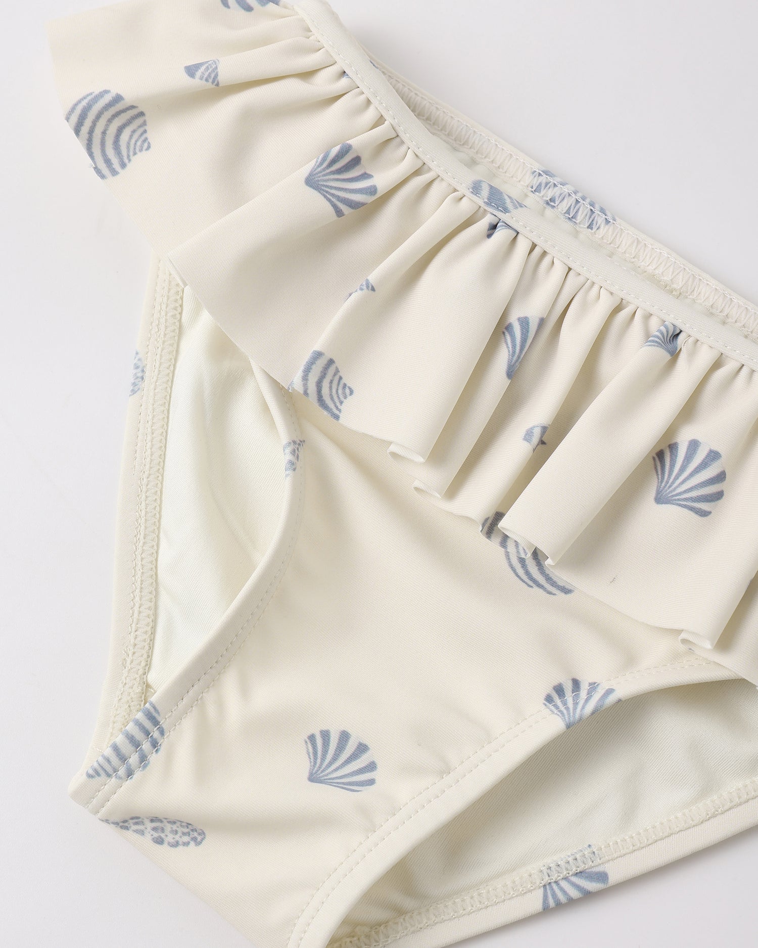 Rylee + Cru Rashguard Girls Set - Seashells